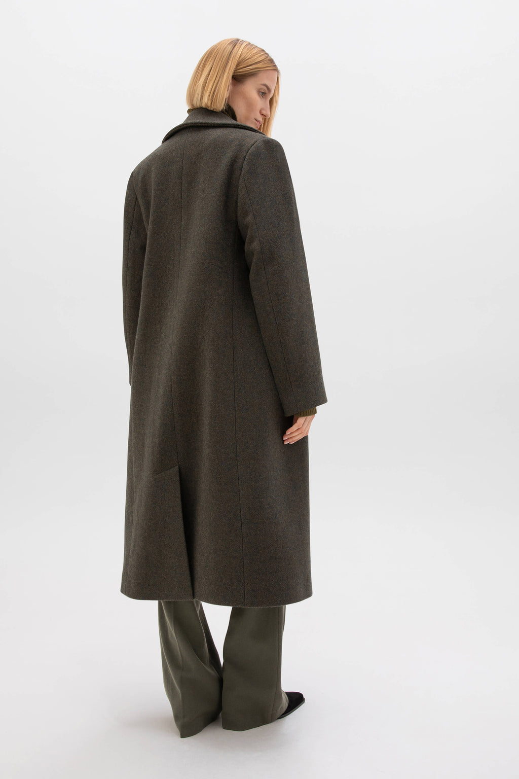 Johnstons of Elgin - The Great Coat