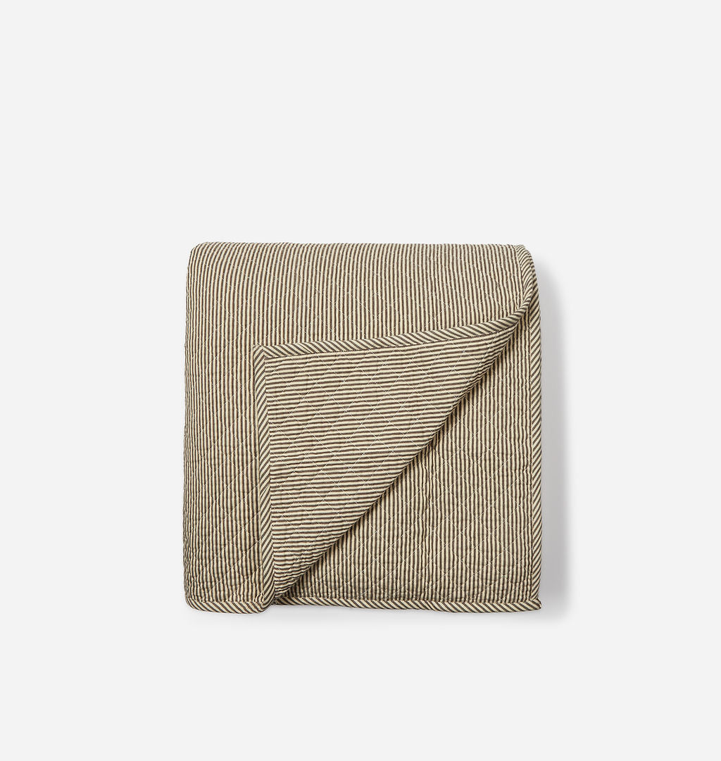 Amber Interiors - Farmhouse Quilt