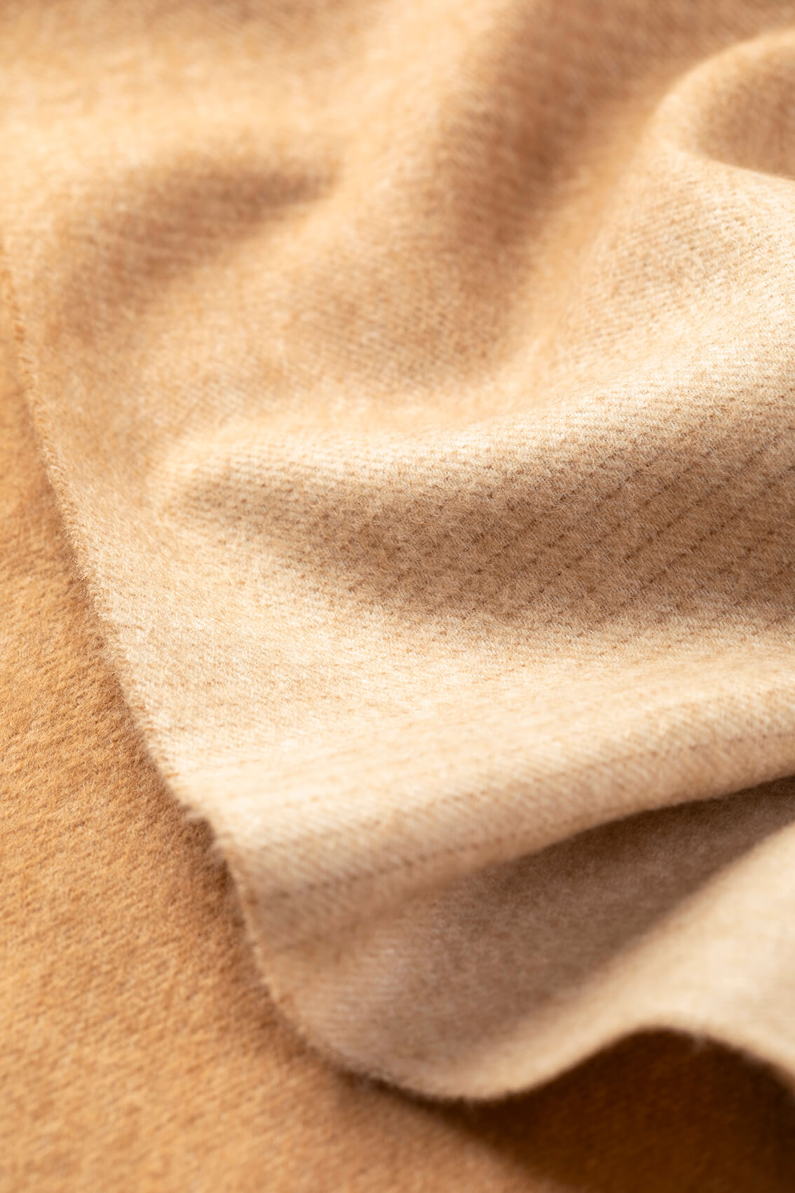 Johnstons of Elgin - Vicuña Blend Ombré Skinny Scarf