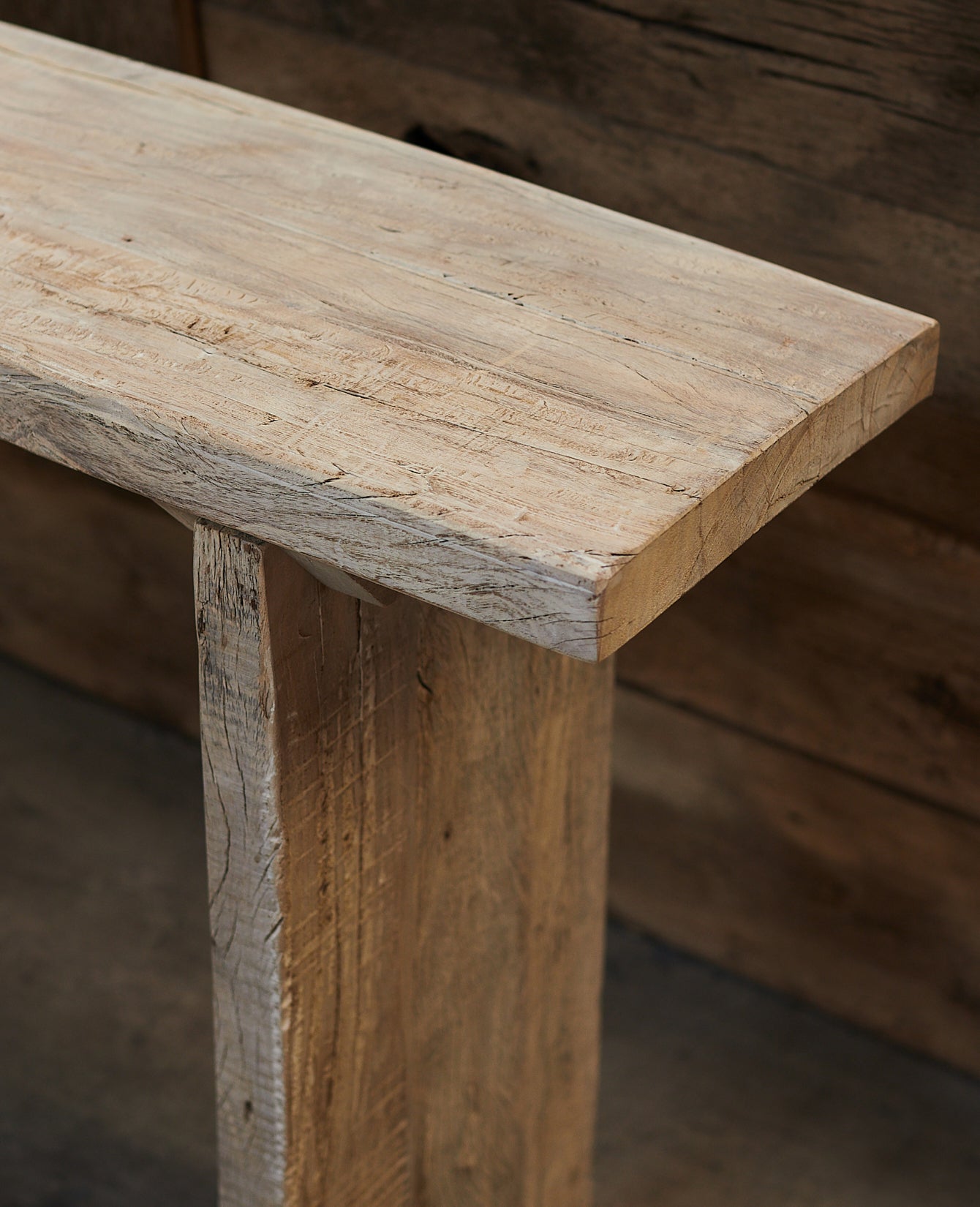 Olive Ateliers - Teak Console