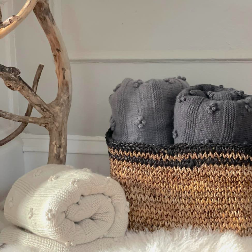 Terra Klay - Kusum Flower Knit Wool Blanket