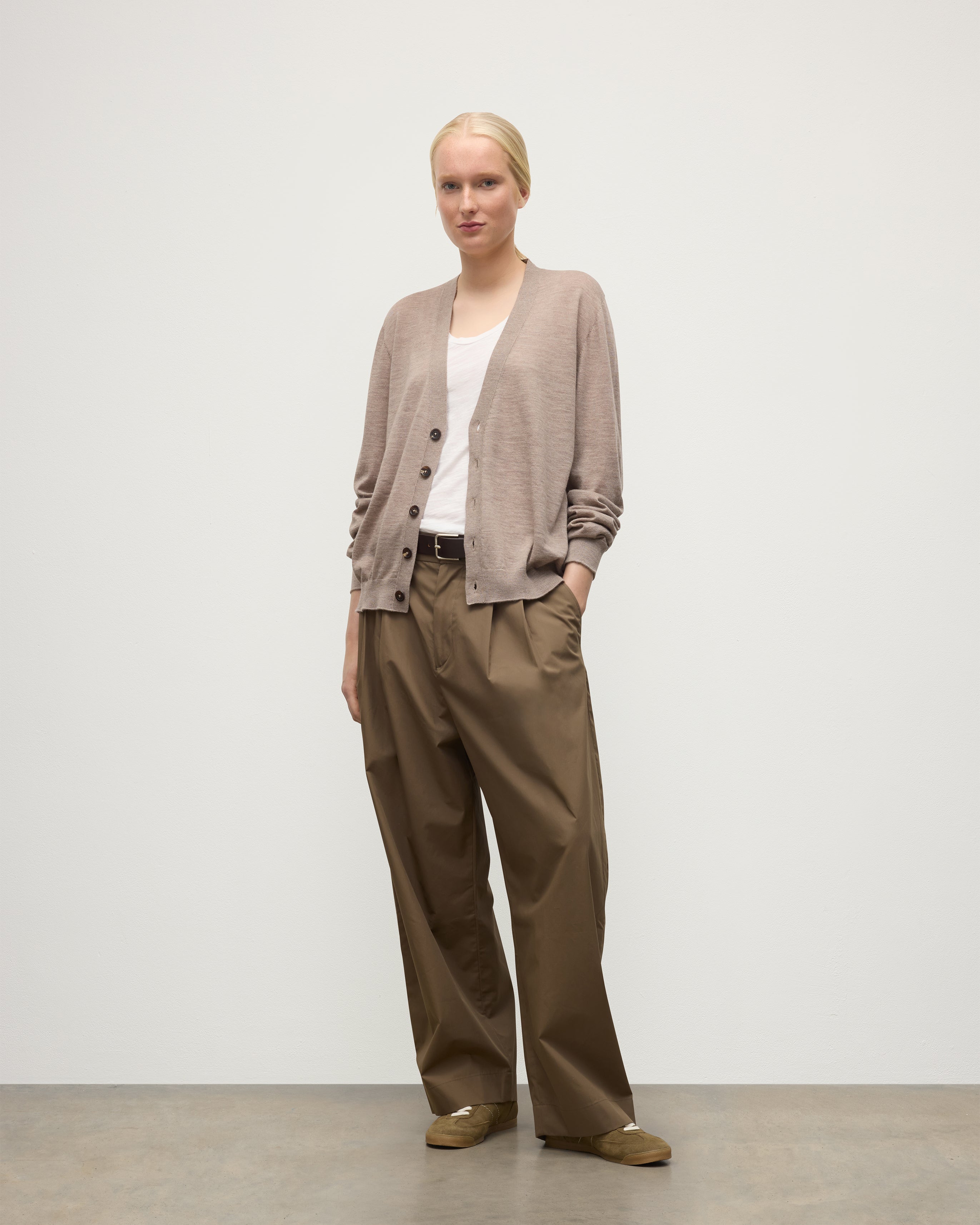 Johnstons of Elgin - Forsyth Light Brown Superfine Cashmere Cardigan
