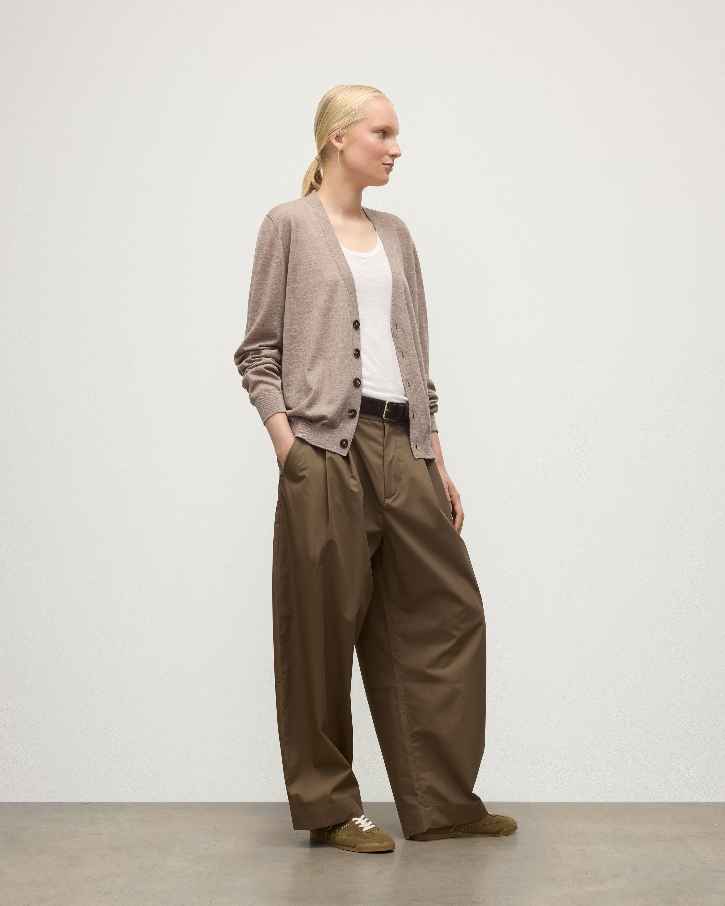 Johnstons of Elgin - Forsyth Light Brown Superfine Cashmere Cardigan