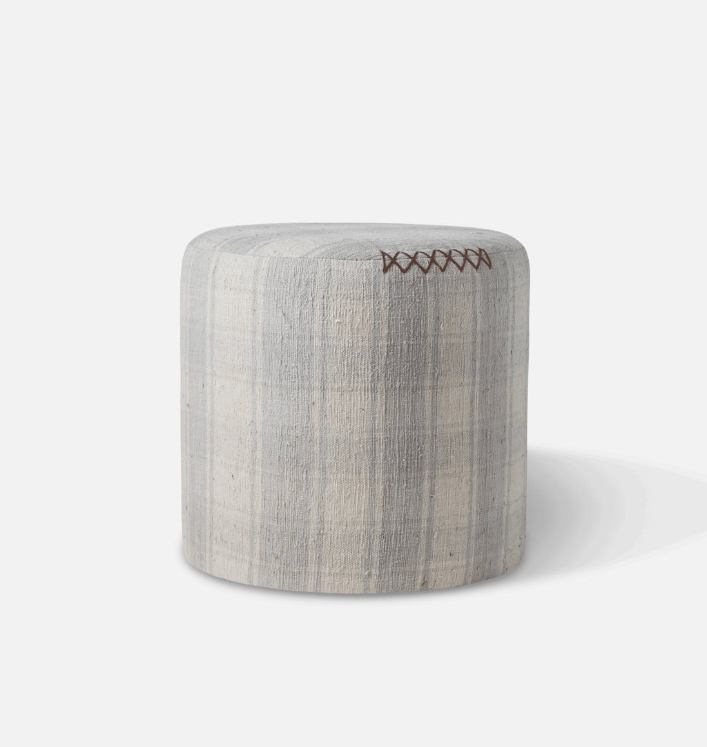 Amber Interiors - Vintage Topanga Stool H.XXIII.XXVI