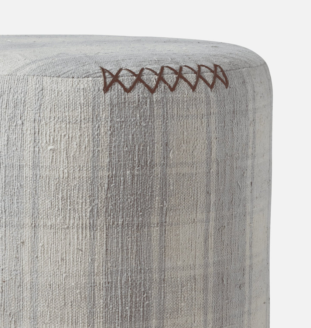 Amber Interiors - Vintage Topanga Stool H.XXIII.XXVI