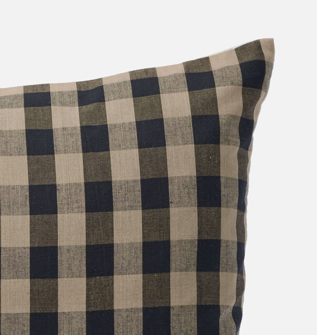 Amber Interiors - Vintage Pillow P.XXVI.XVIII 20" x 21"
