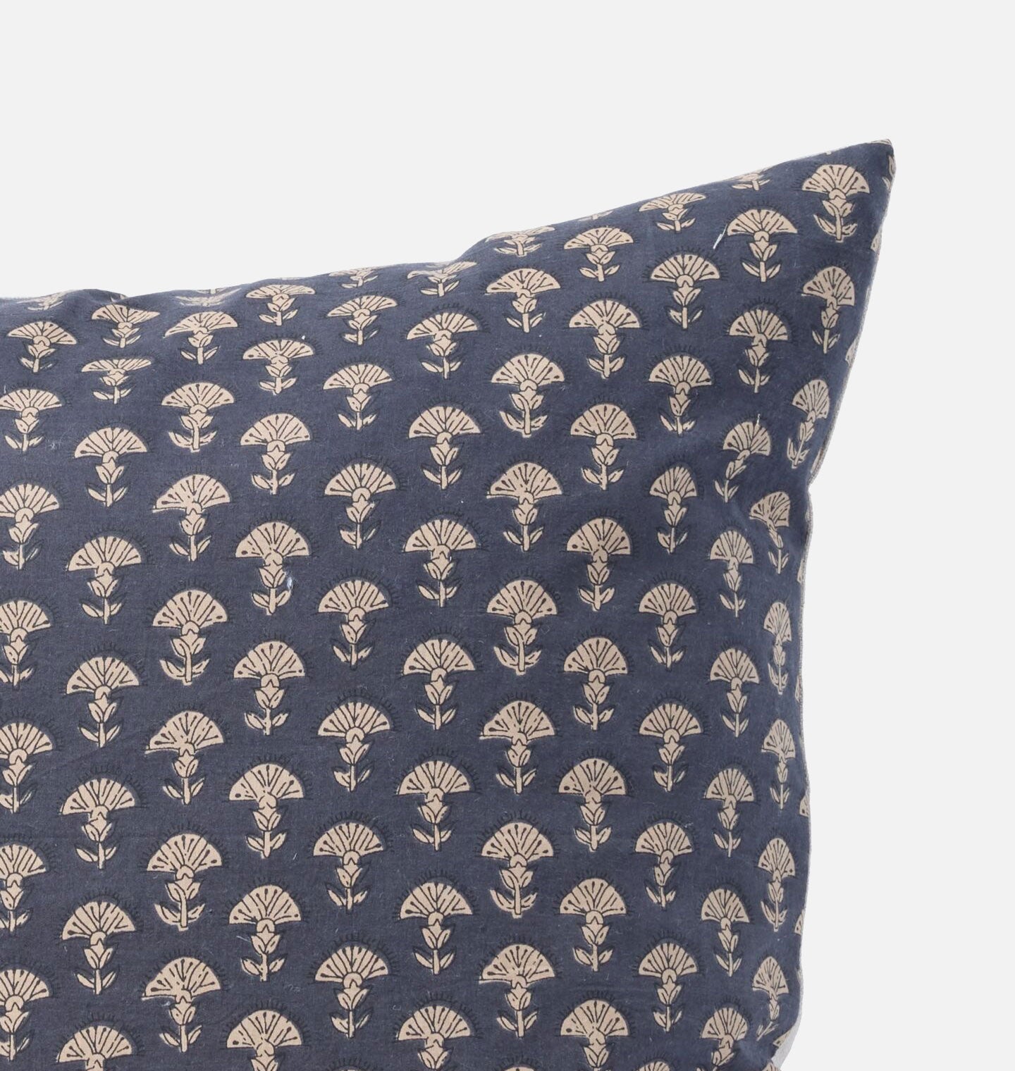 Amber Interiors - Vintage Pillow P.XXVI.XXXVI 20" x 20"