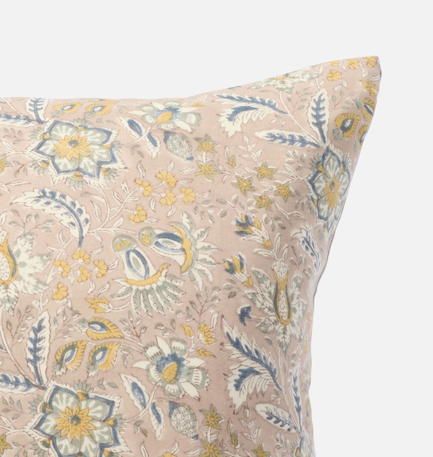 Amber Interiors - Vintage Pillow P.XXVI.XXXIX 20" x 20"