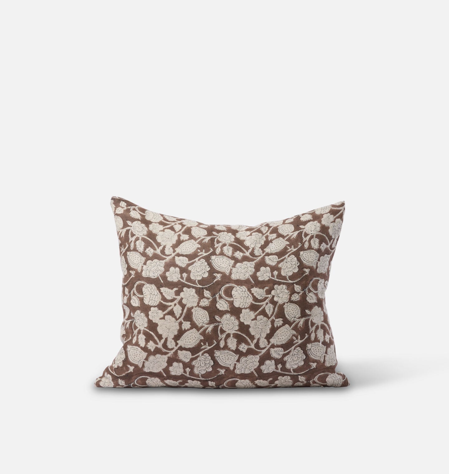 Amber Interiors - Vintage Pillow P.XXVI.XLI 18" x 22"