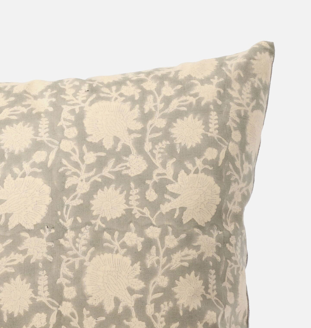 Amber Interiors - Vintage Pillow P.XXVI.XLV 20" x 20"