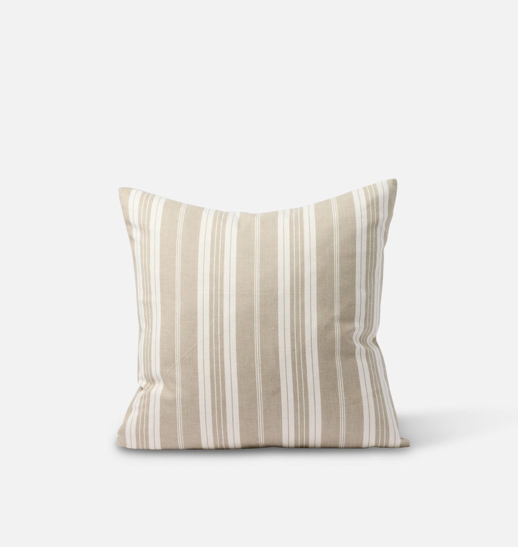 Amber Interiors - Vintage Pillow P.XXVI.LI 21" x 21"