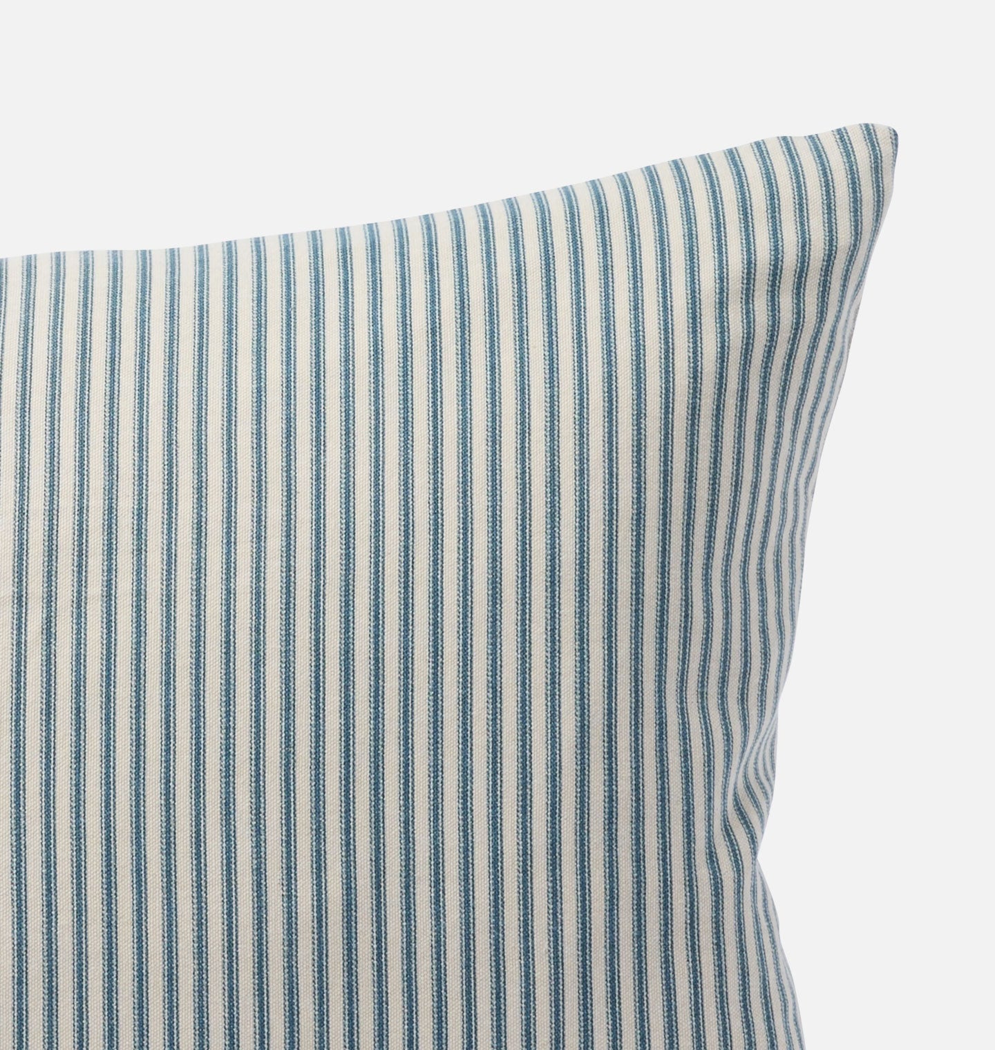 Amber Interiors - Vintage Pillow P.XXVI.LII 17" x 21"