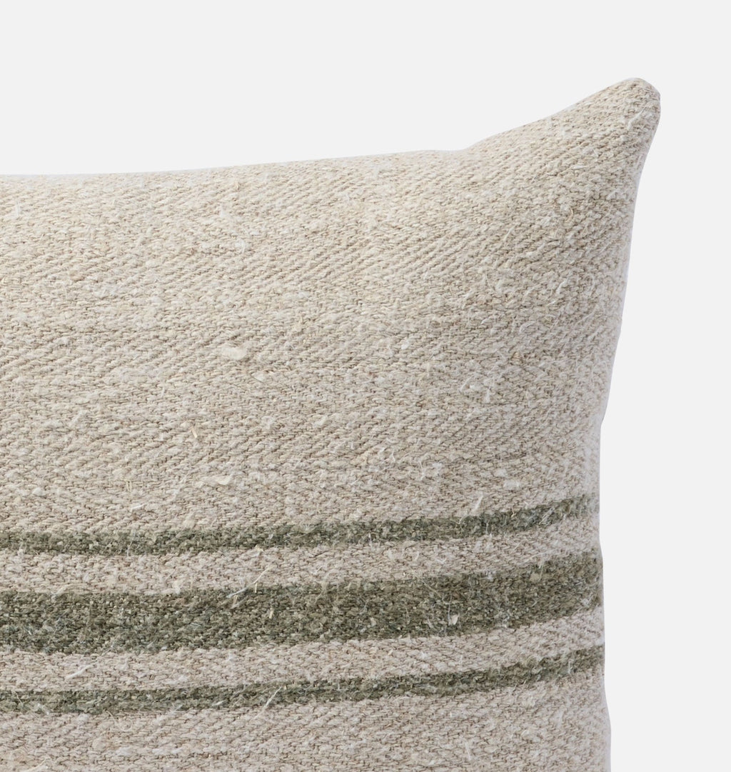 Amber Interiors - Vintage Lumbar Pillow P.XXVI.LXXII 16" x 26"