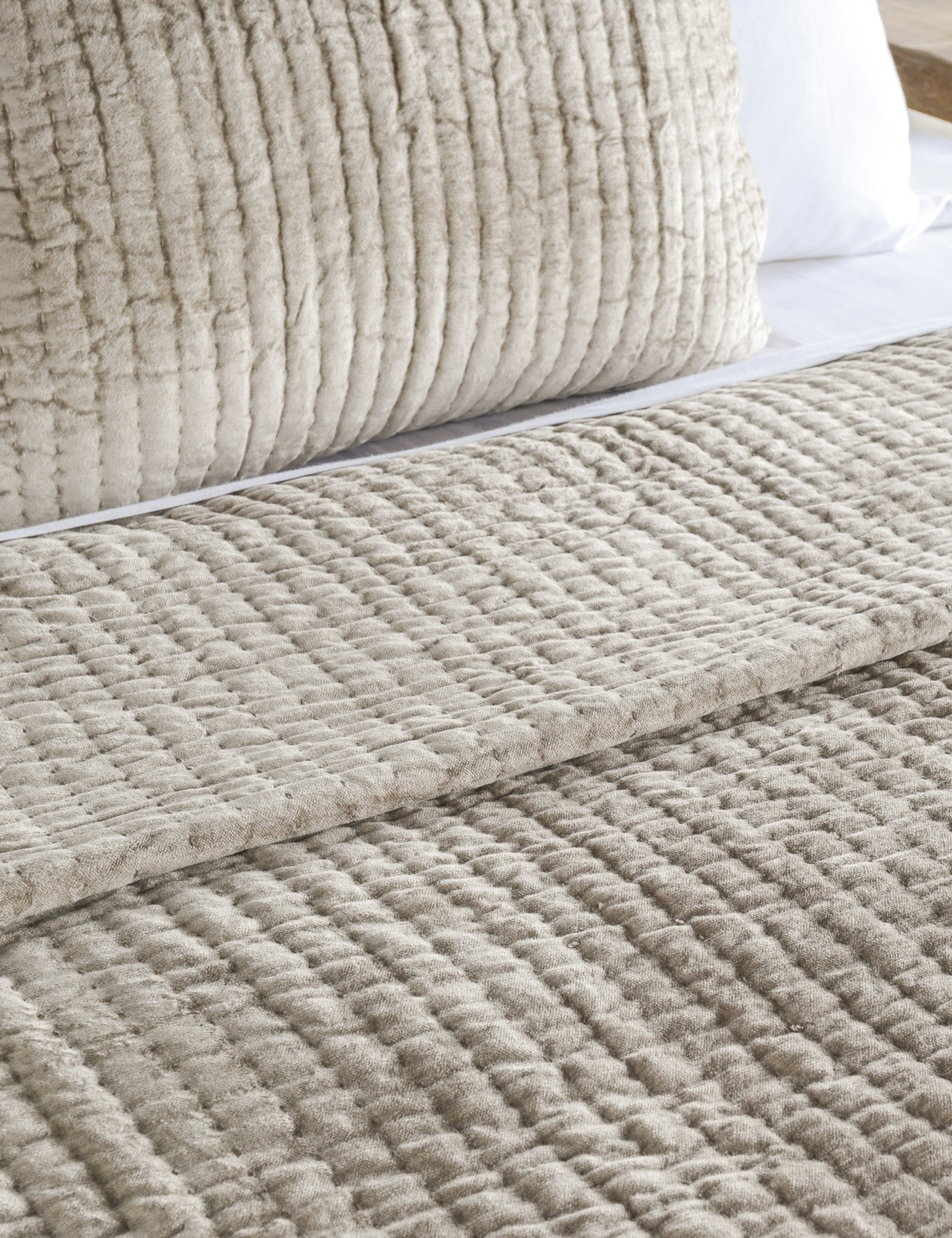 Lulu and Georgia - Giulia Quilt