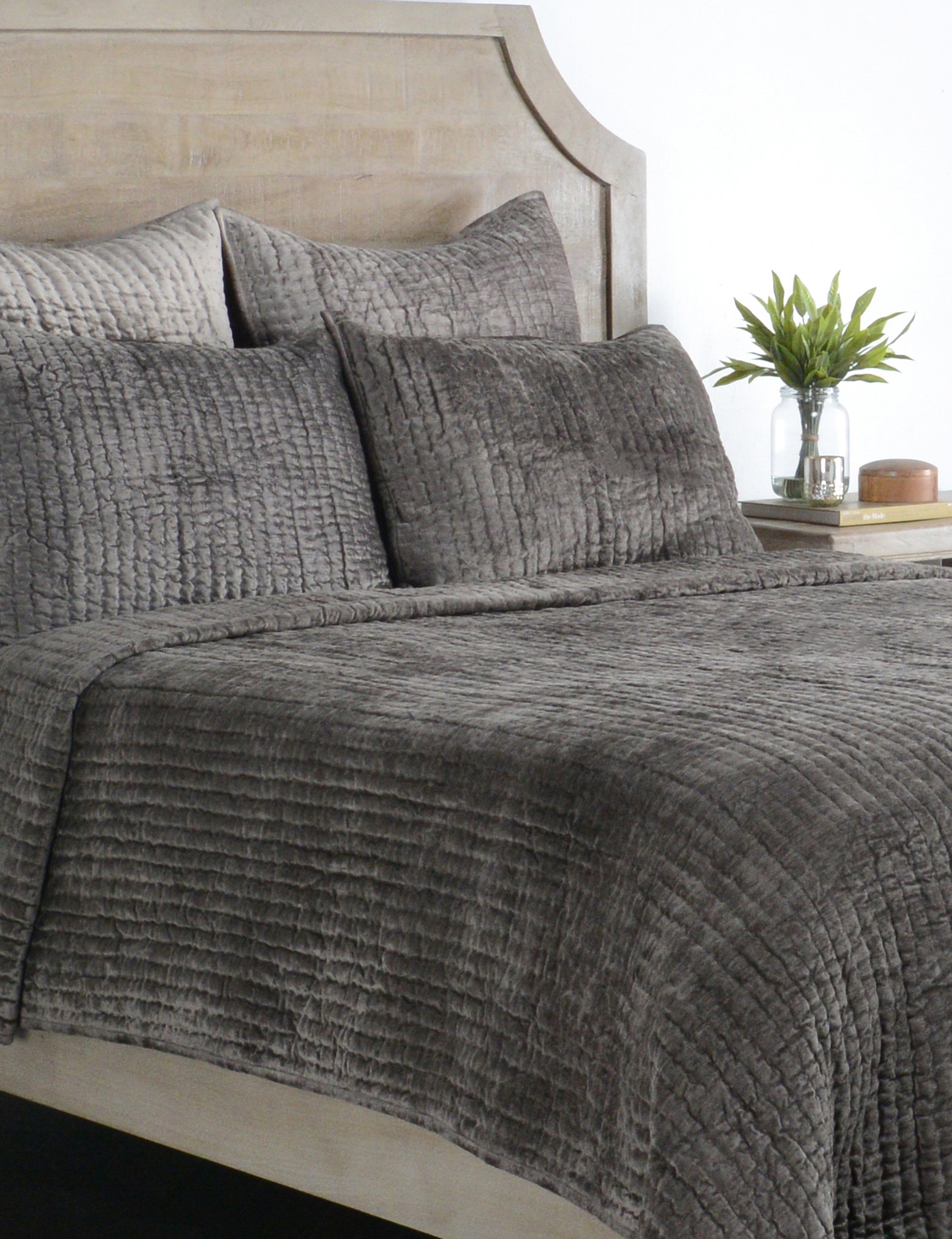 Lulu and Georgia - Giulia Quilt