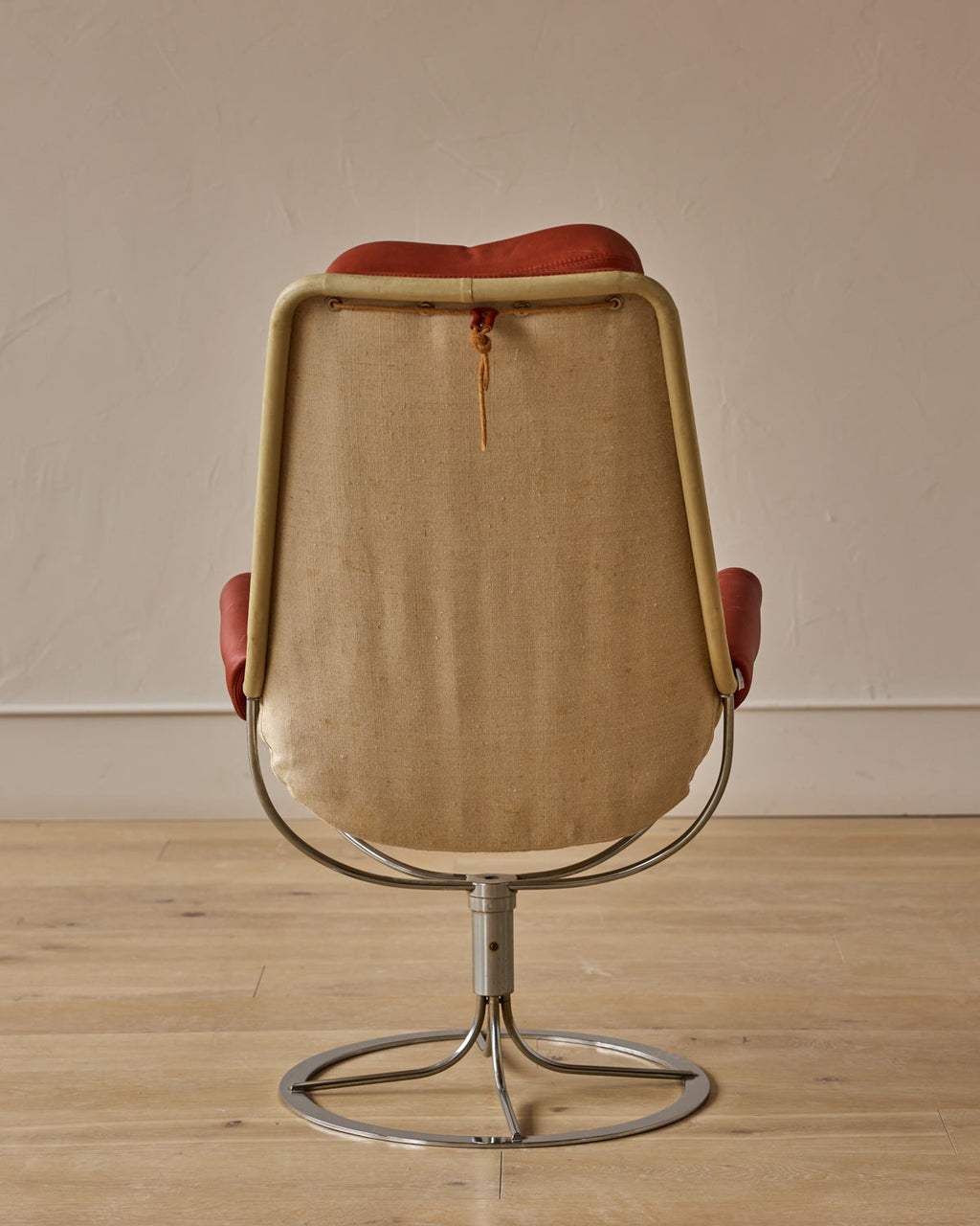 Lostine - 'Jetson' Swivel Lounge Chair by Bruno Mathsson for DUX