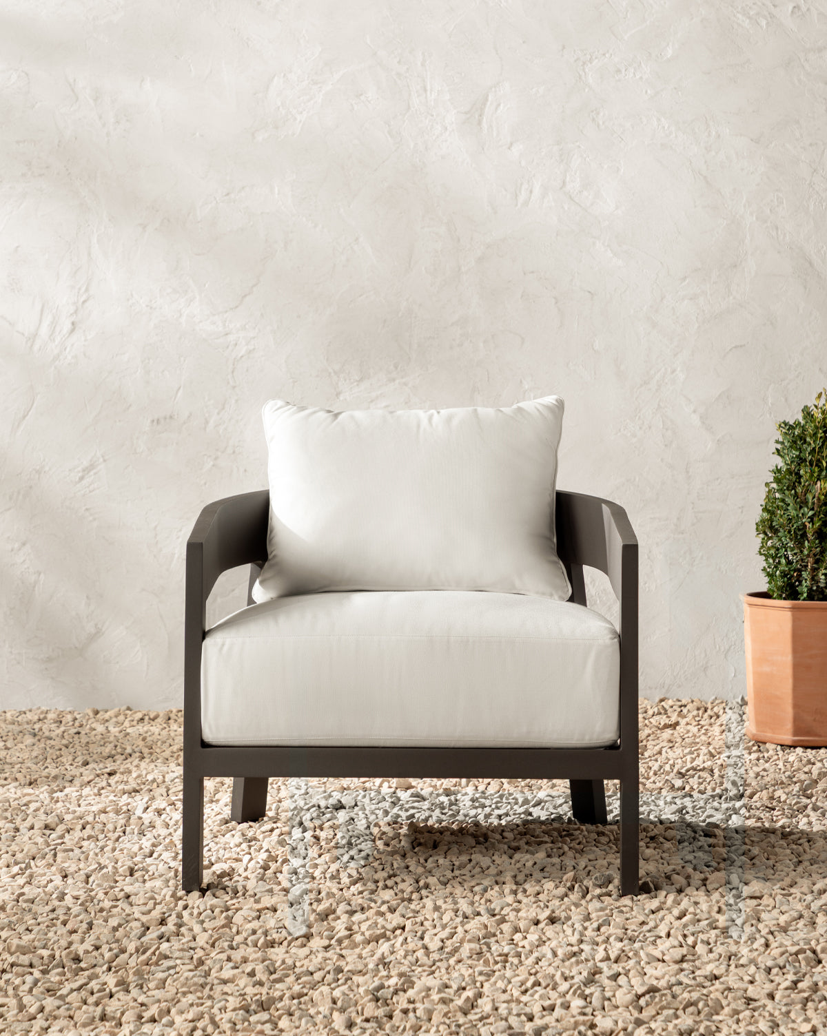 McGee & Co - Vento Aluminum Lounge Chair