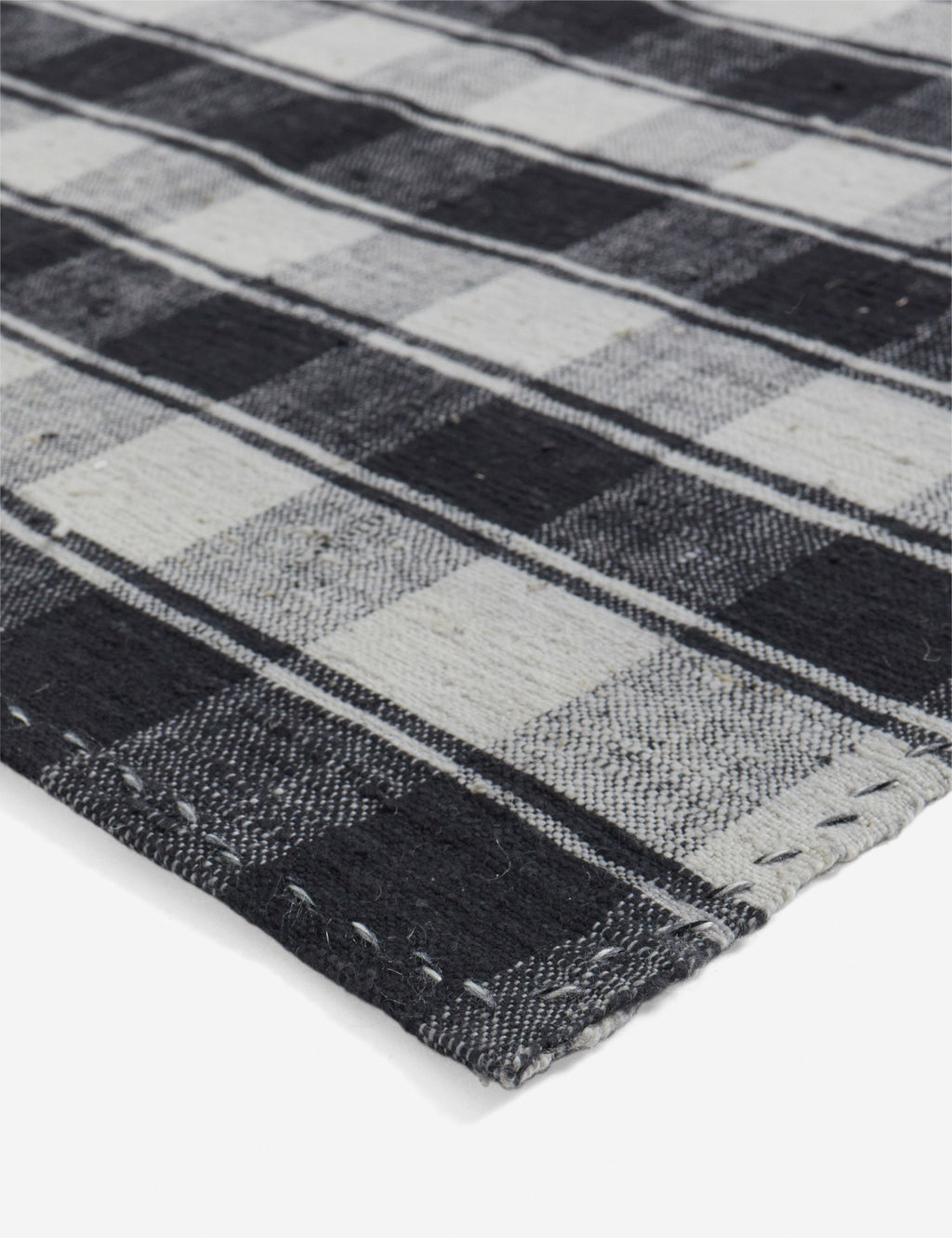 Lulu and Georgia - Vintage Kilim Hand-Woven Wool Rug No. 3, 5'7" x 9'3"