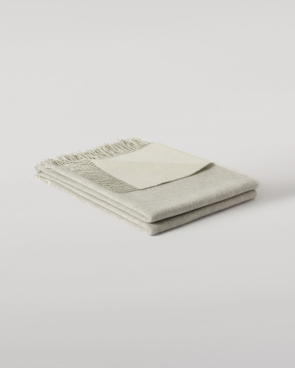 Johnstons of Elgin - Reversible Light Grey & White Cashmere Throw