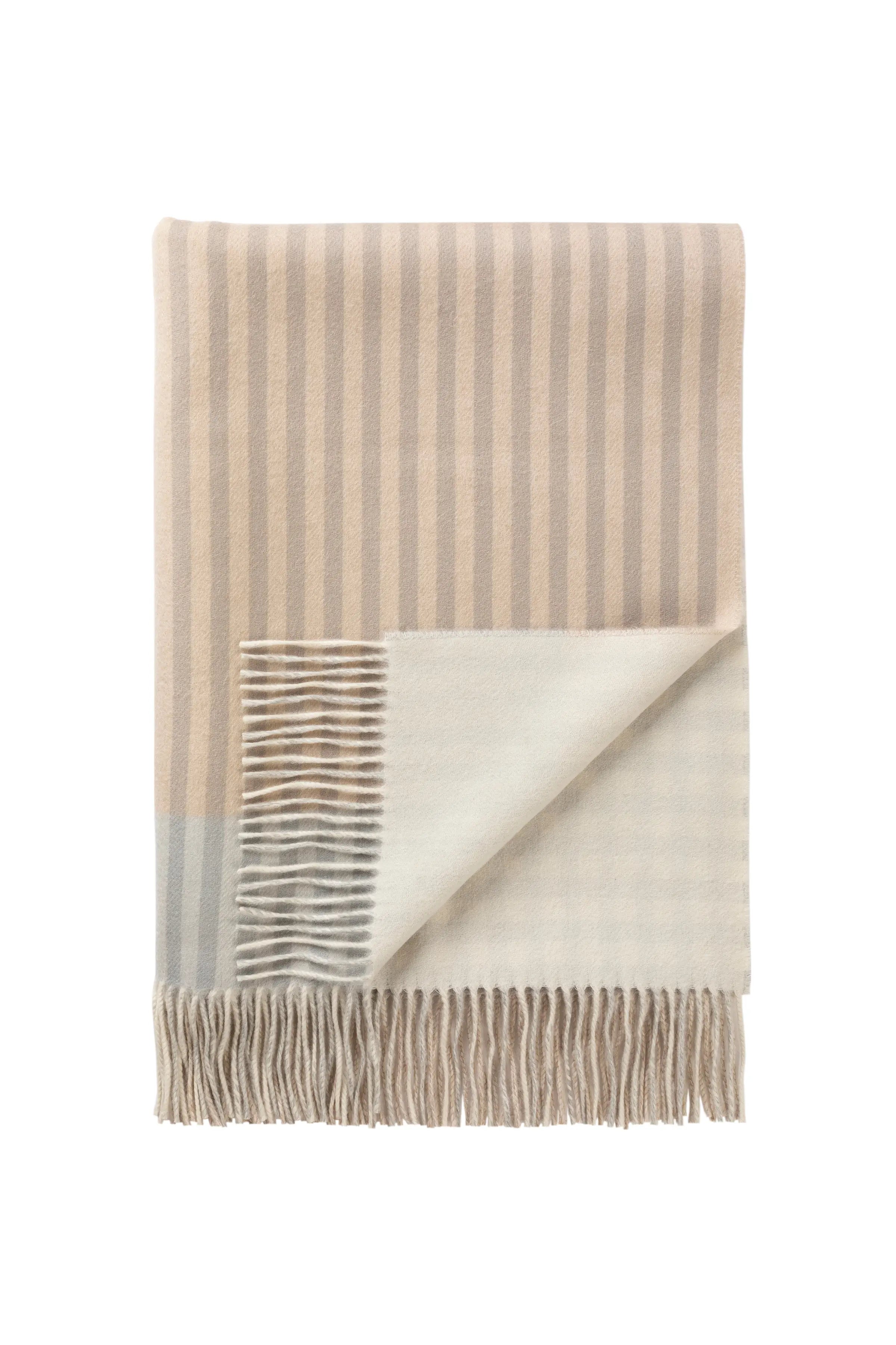 Johnstons of Elgin - Check Reversible Cashmere Throw in Heron