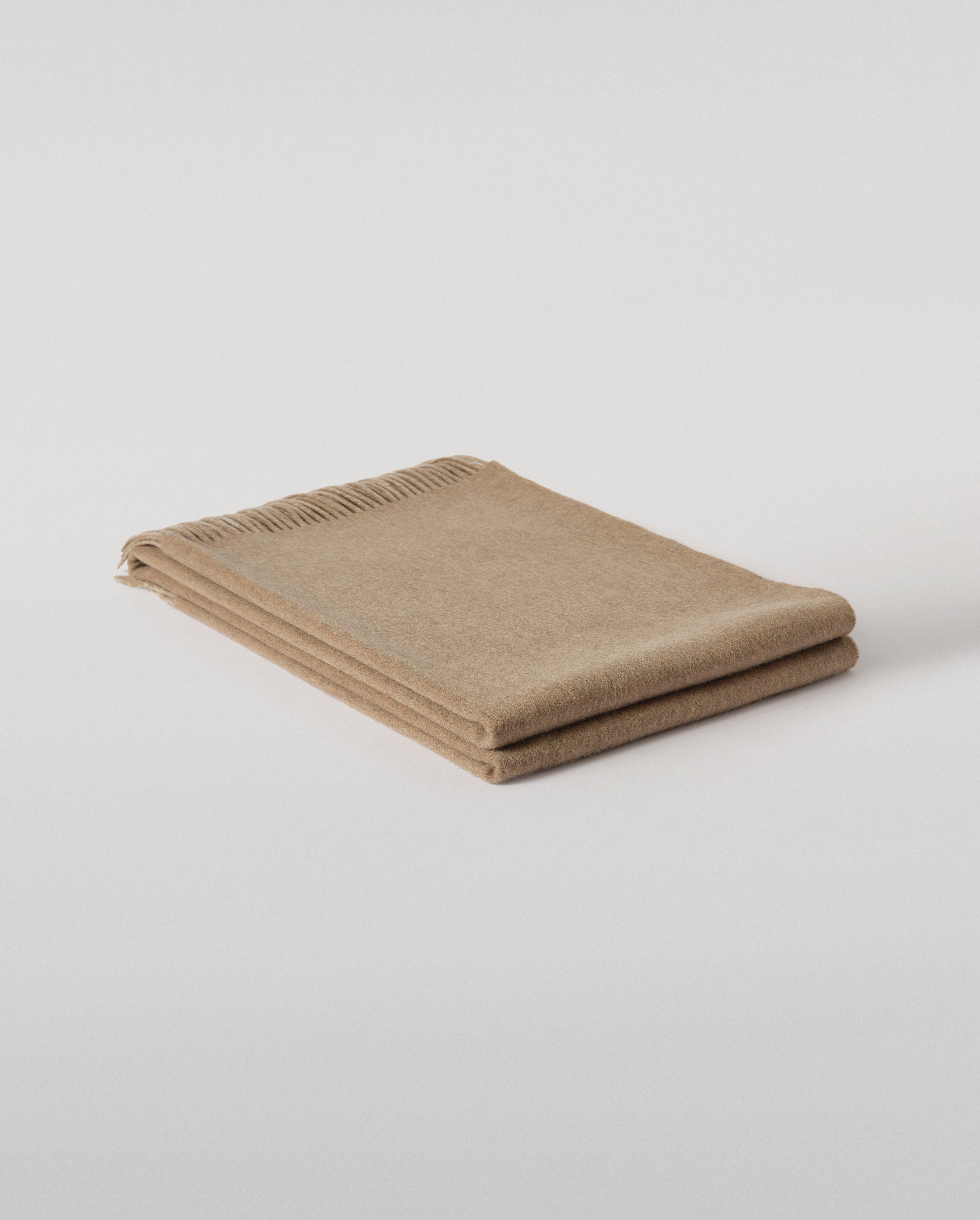 Johnstons of Elgin - Reversible Brown & Natural Cashmere Throw