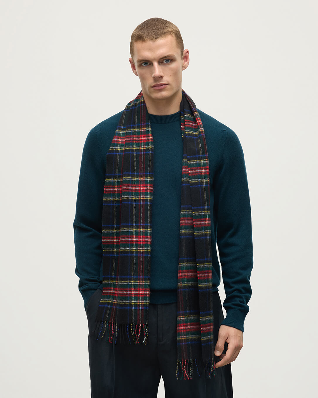 Johnstons of Elgin - Black Stewart Tartan Cashmere Scarf