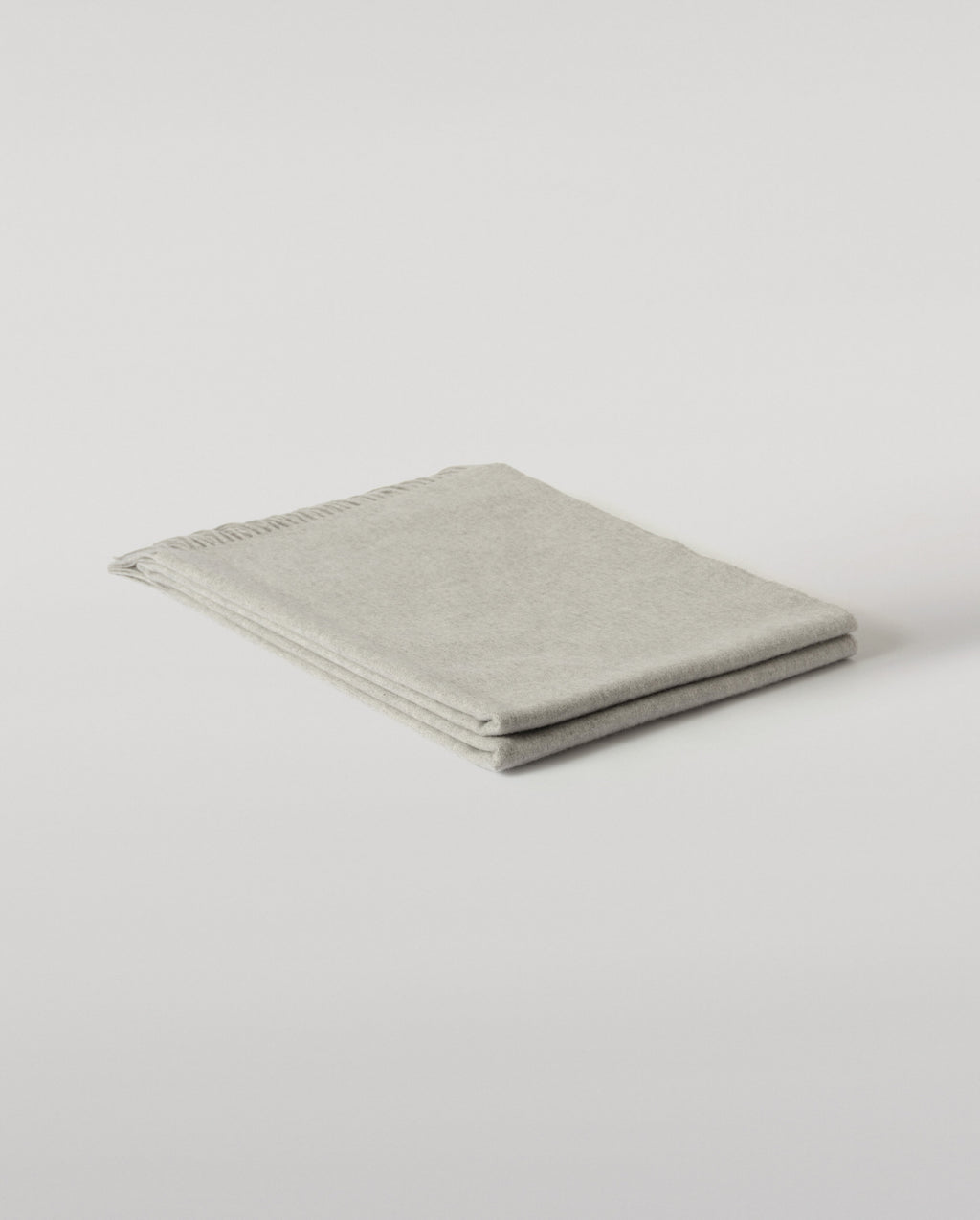 Johnstons of Elgin - Plain Light Grey Cashmere Throw