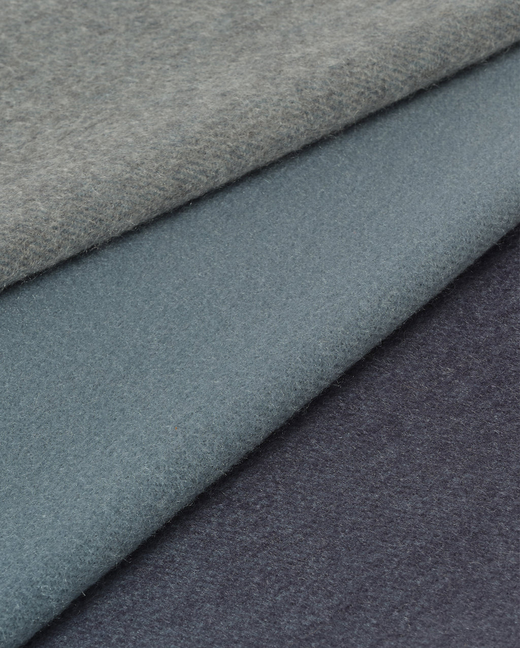 Johnstons of Elgin - Umbra Blue Ombre Cashmere Throw