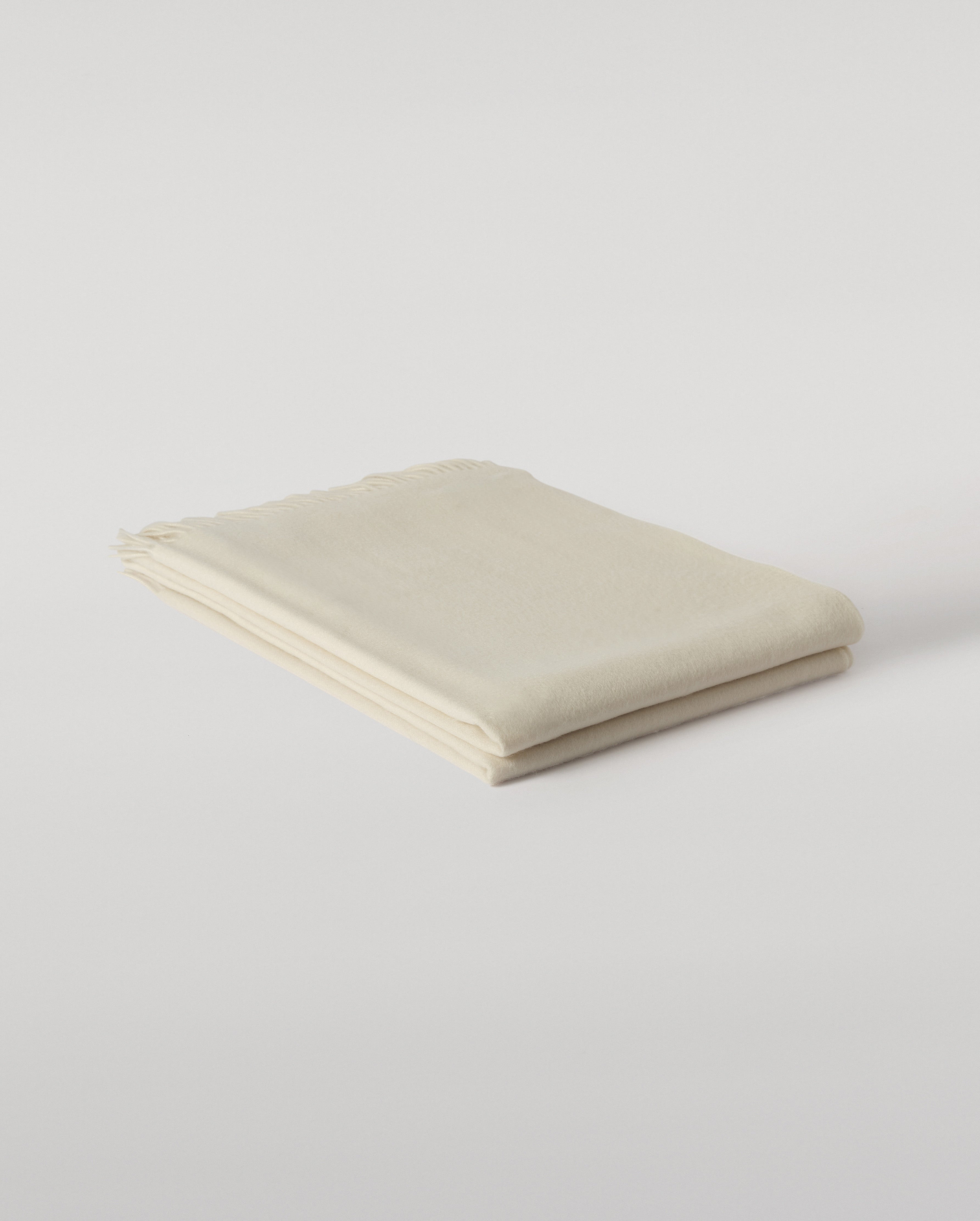 Johnstons of Elgin - Plain White Cashmere Throw
