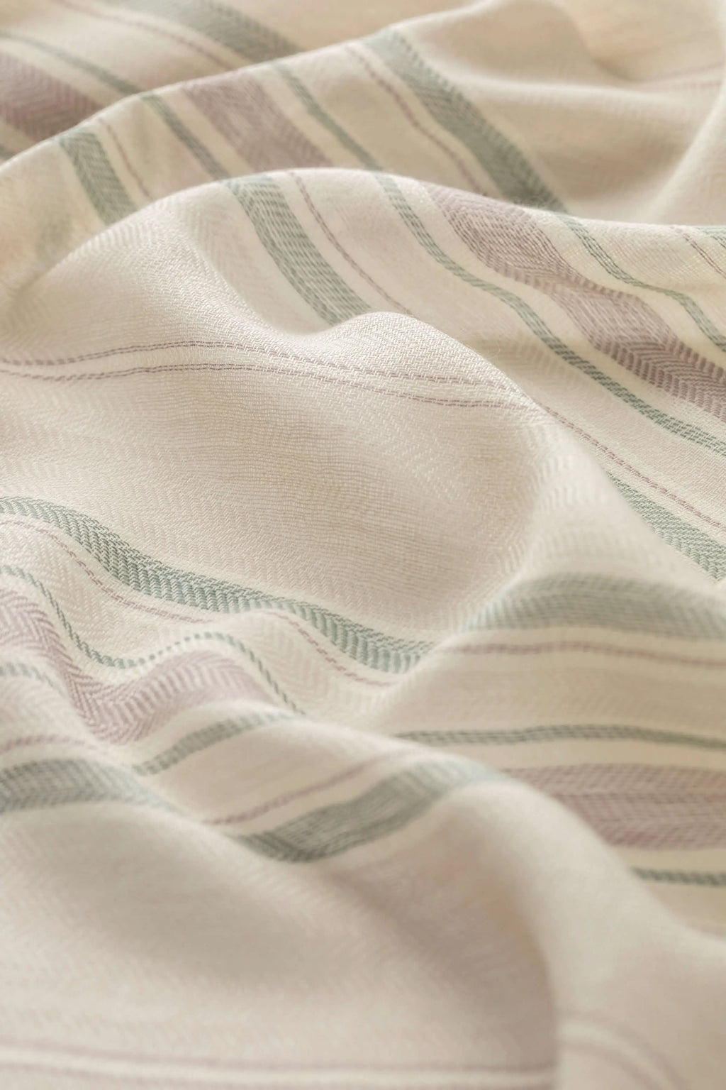 Johnstons of Elgin - Lightweight Stripy Natural Cashmere Scarf