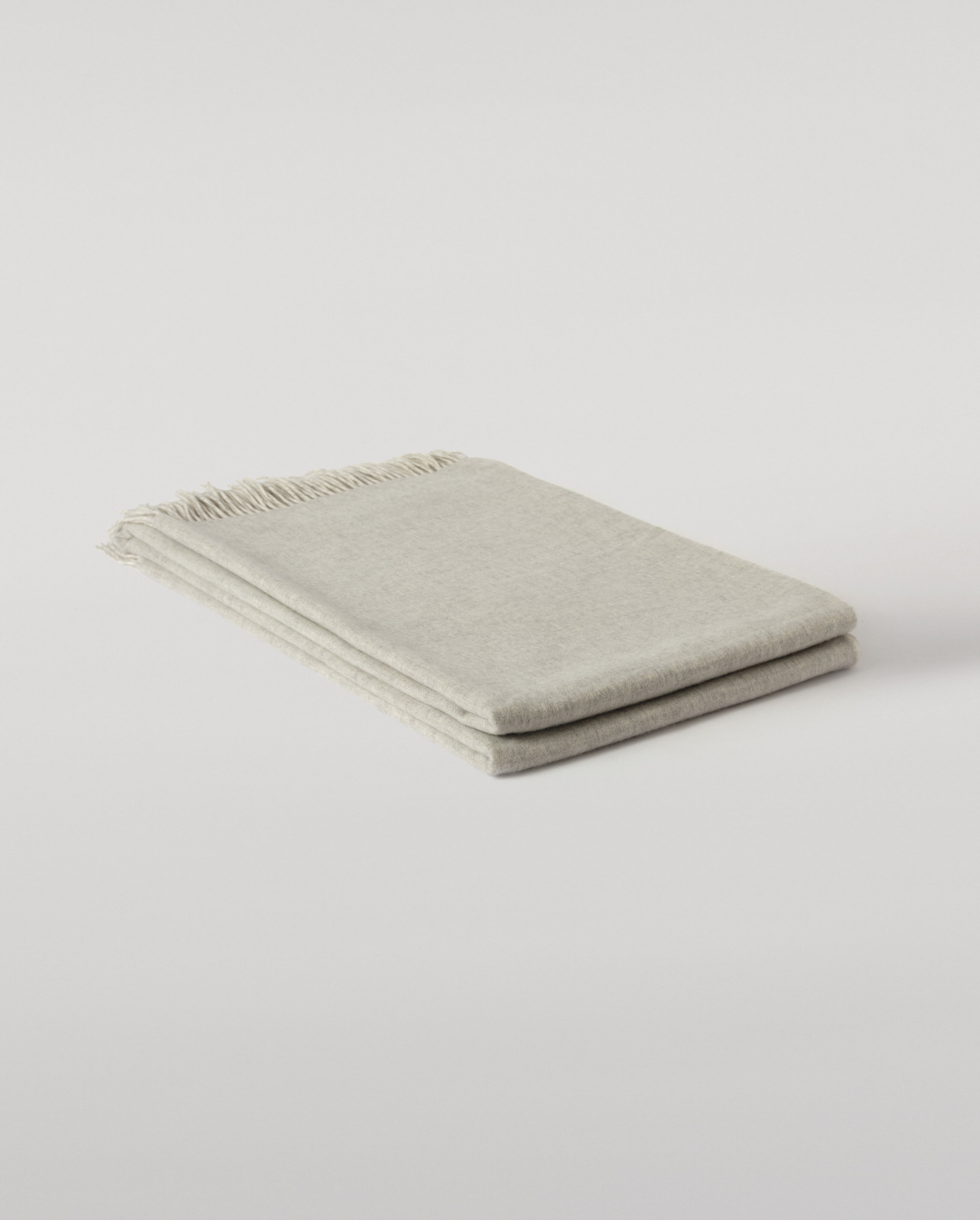 Johnstons of Elgin - Reversible Light Grey & White Cashmere Bed Throw