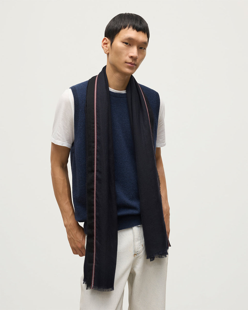 Johnstons of Elgin - Ives Navy Chevron Border Cashmere Scarf