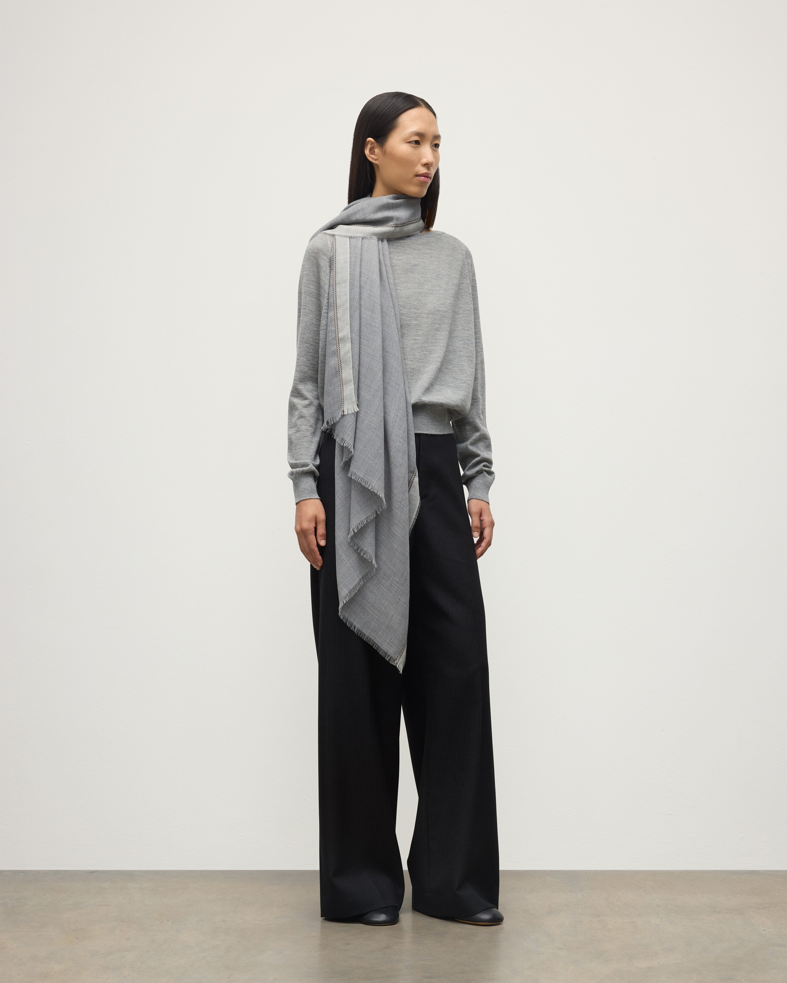 Johnstons of Elgin - Ives Grey Chevron Border Cashmere Scarf