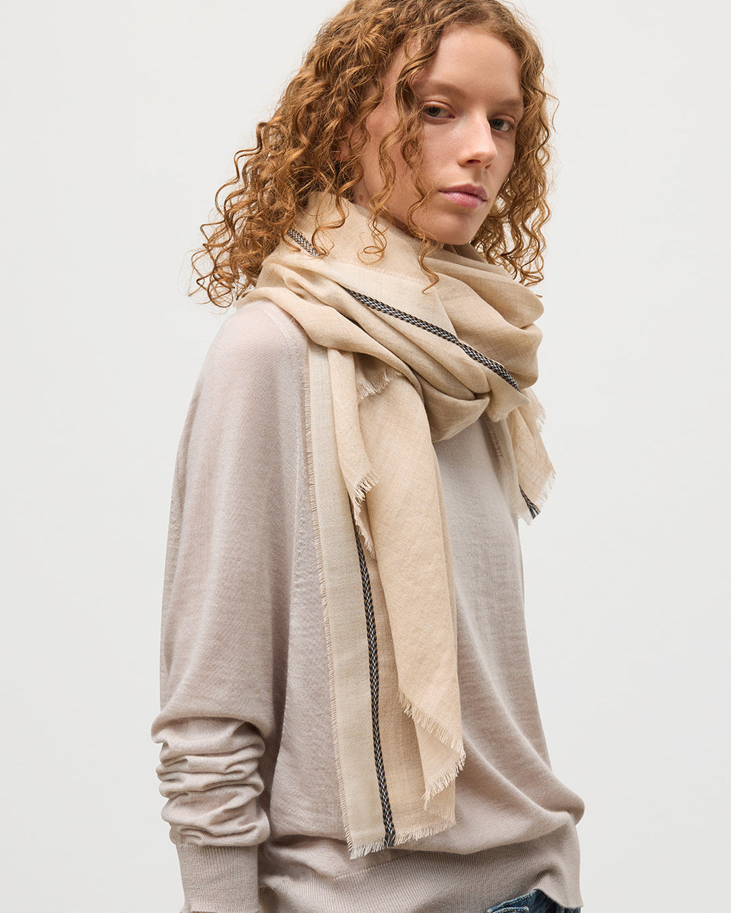Johnstons of Elgin - Ives Natural Chevron Border Cashmere Scarf