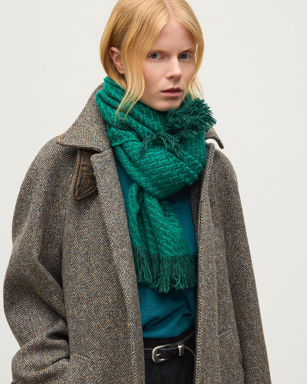 Johnstons of Elgin - Iona Green Cashmere Scarf