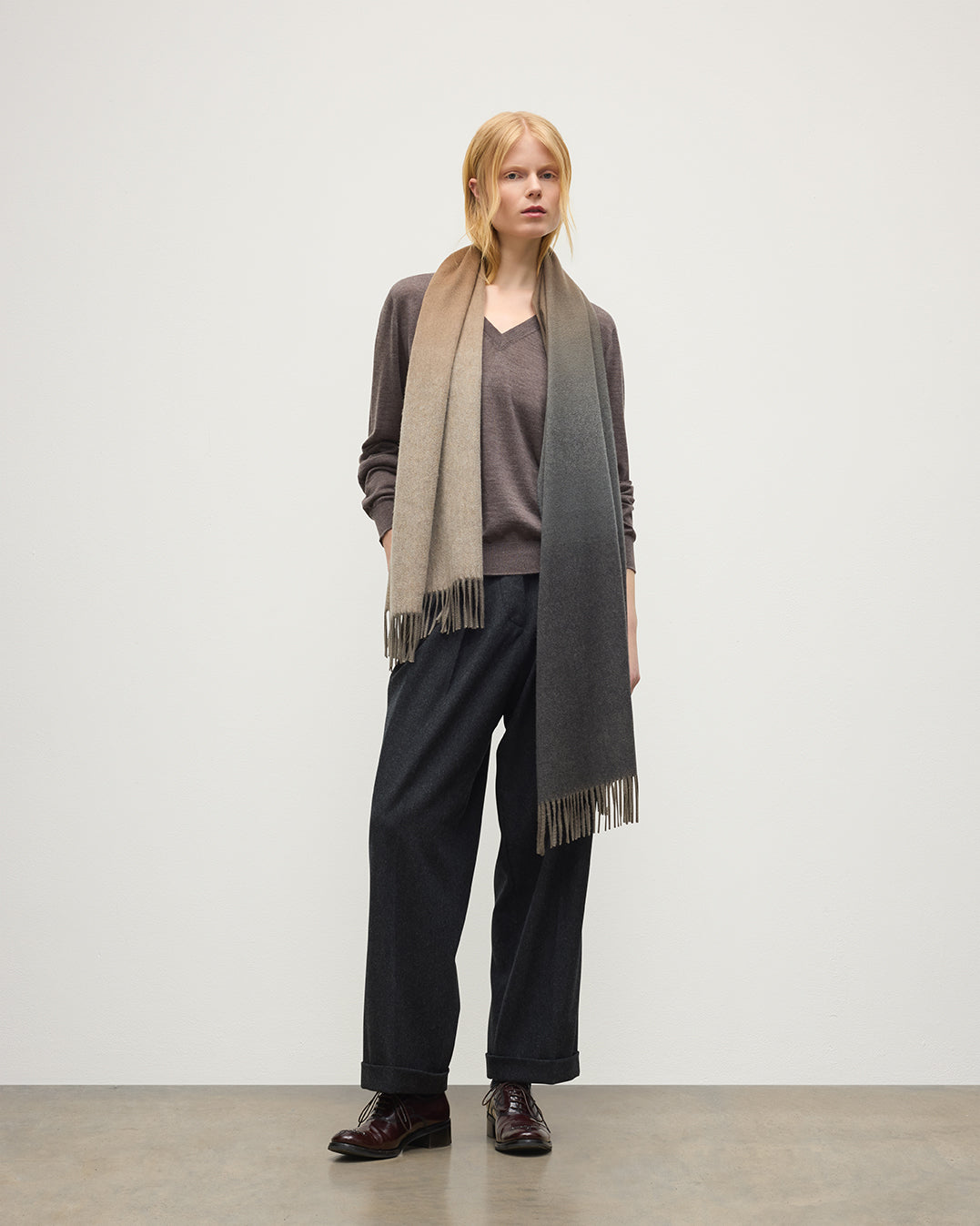 Johnstons of Elgin - Umbra Ombré Brown Cashmere Stole