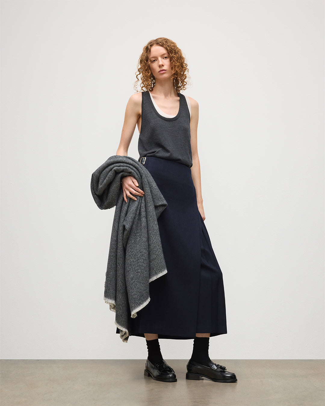 Johnstons of Elgin - Mountain Twill Black & White Cashmere Throw