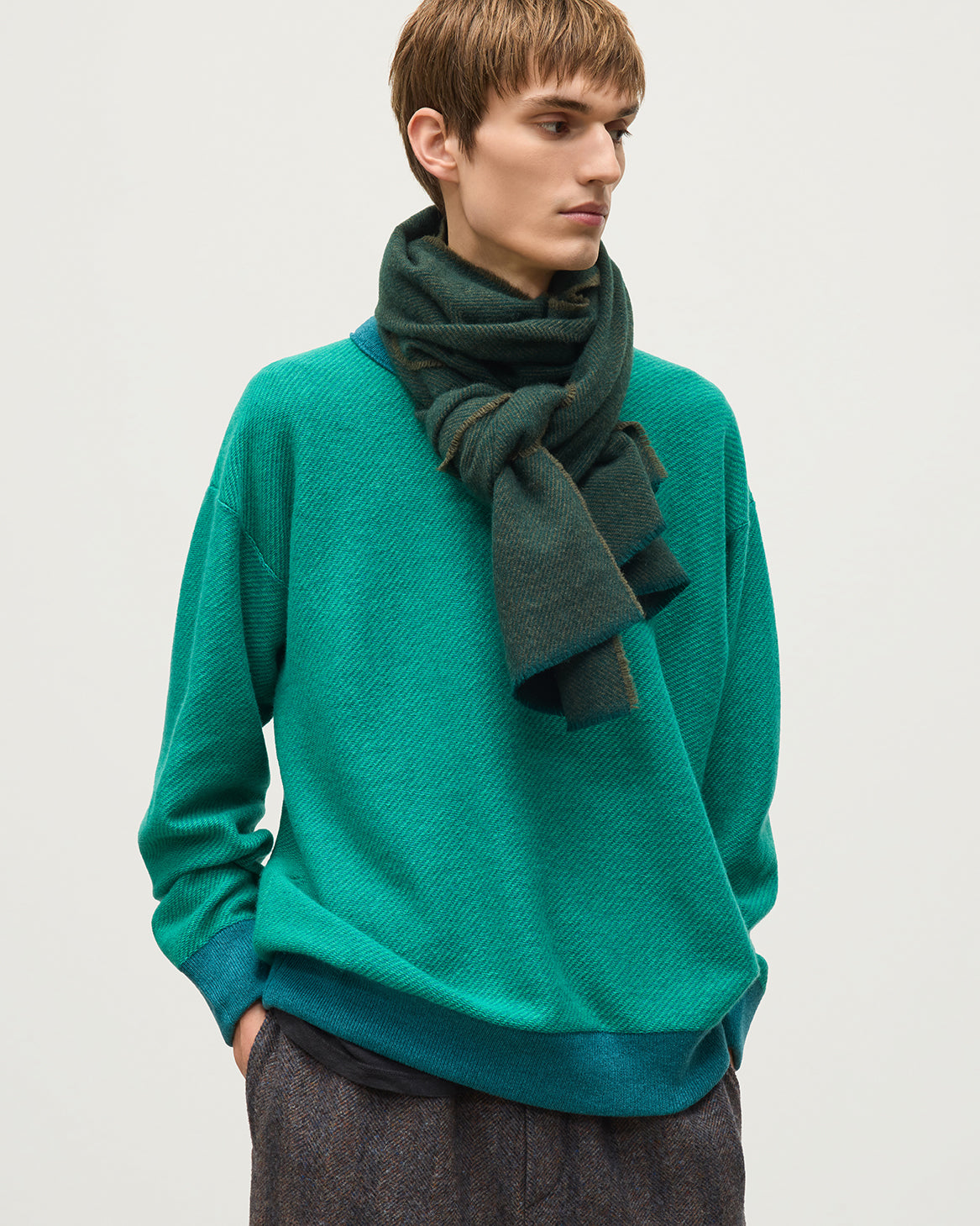 Johnstons of Elgin - Mountain Twill Green Cashmere Scarf