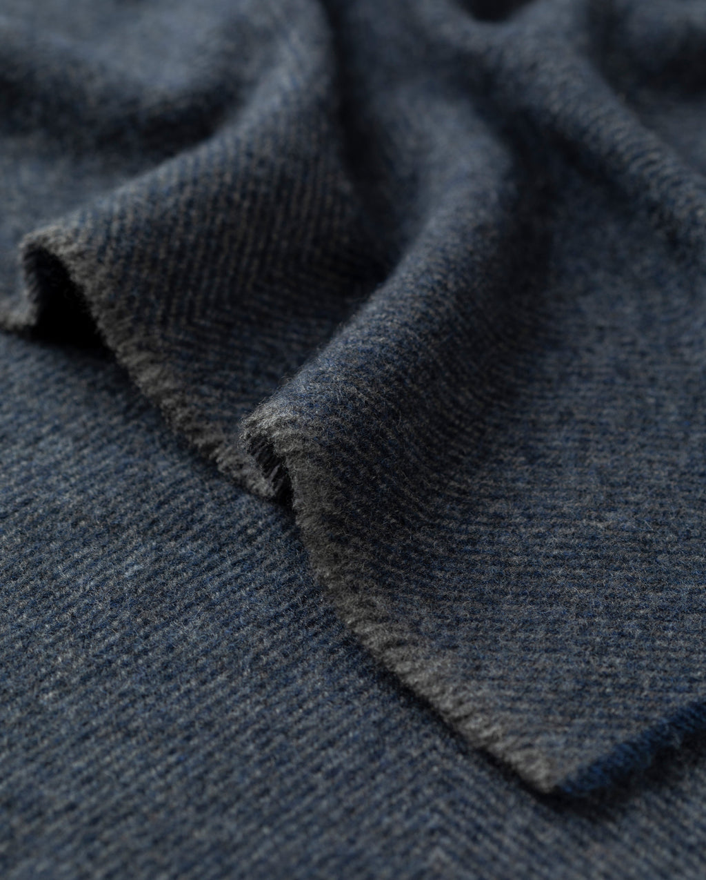 Johnstons of Elgin - Mountain Twill Blue Cashmere Scarf