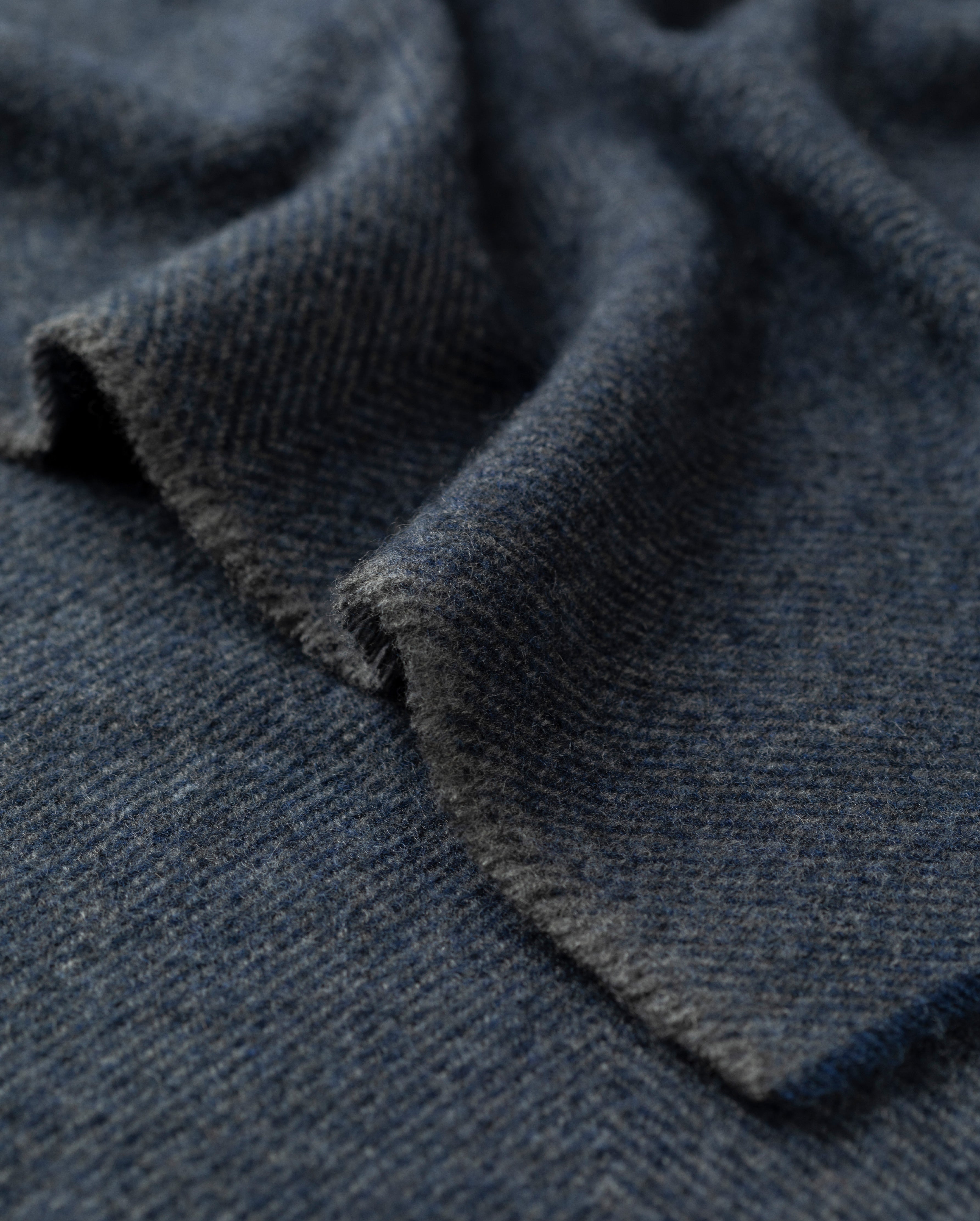 Johnstons of Elgin - Mountain Twill Blue Cashmere Scarf