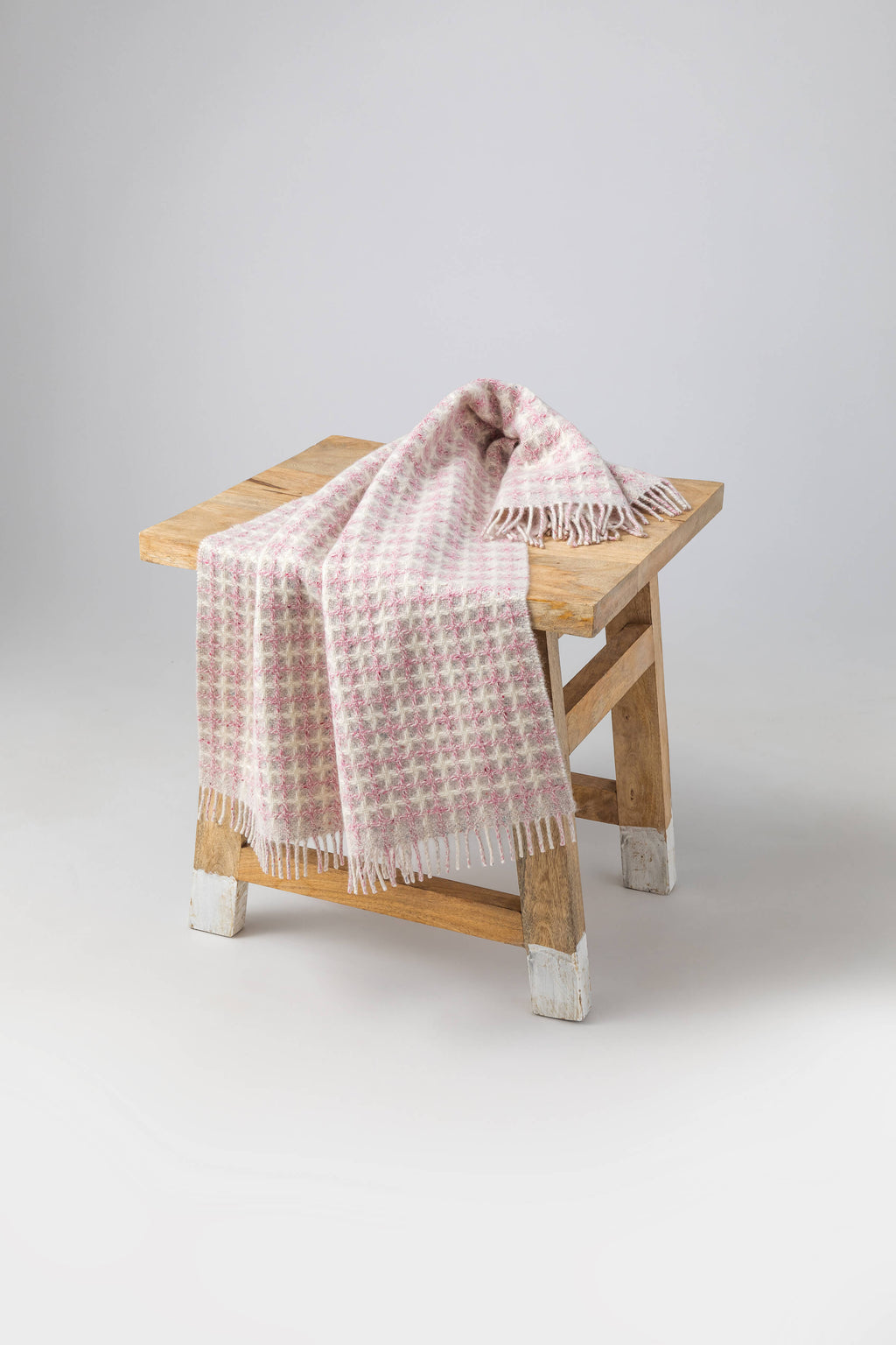 Johnstons of Elgin - Donegal Cashmere Baby Blanket in Pink