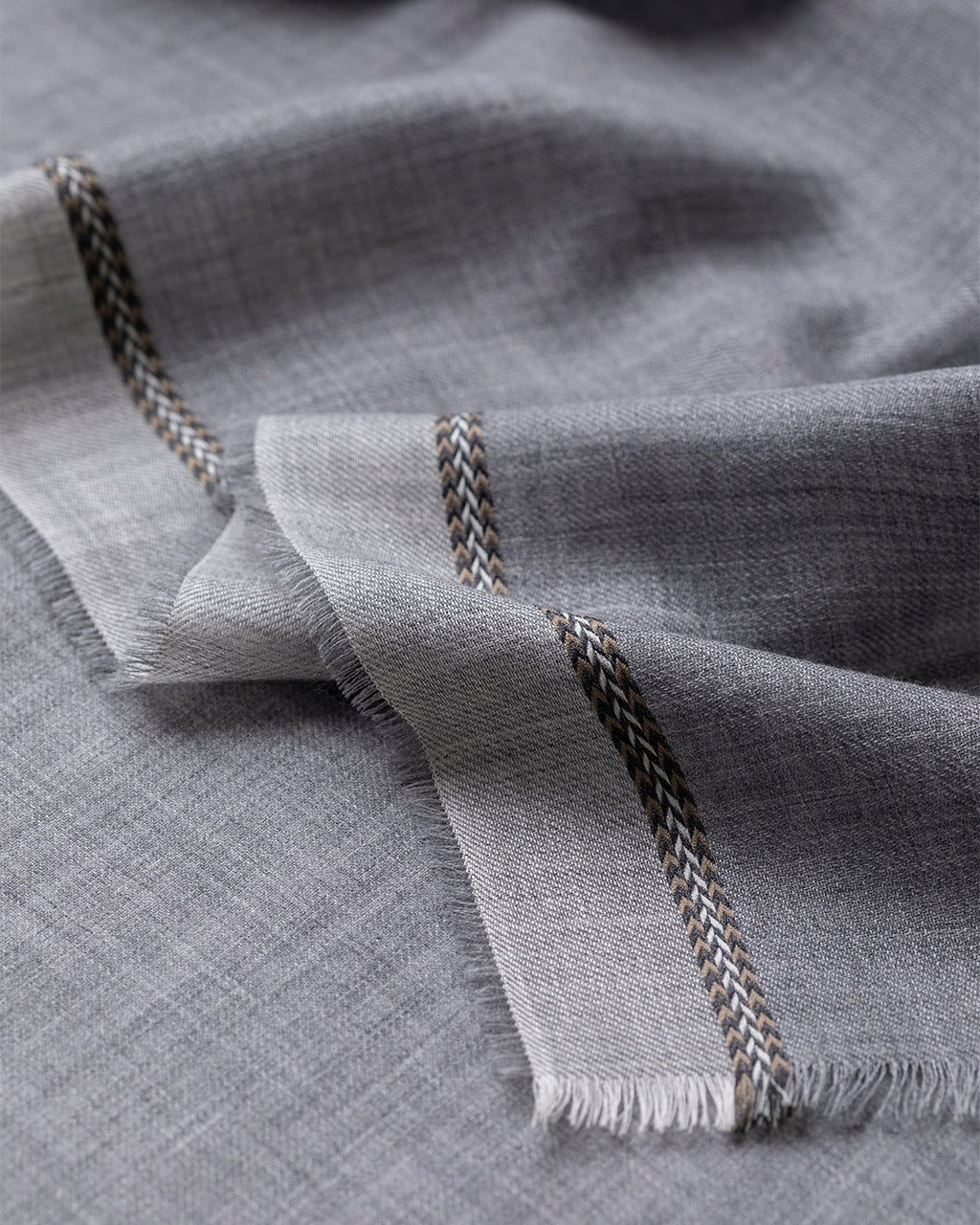 Johnstons of Elgin - Ives Grey Chevron Border Cashmere Scarf