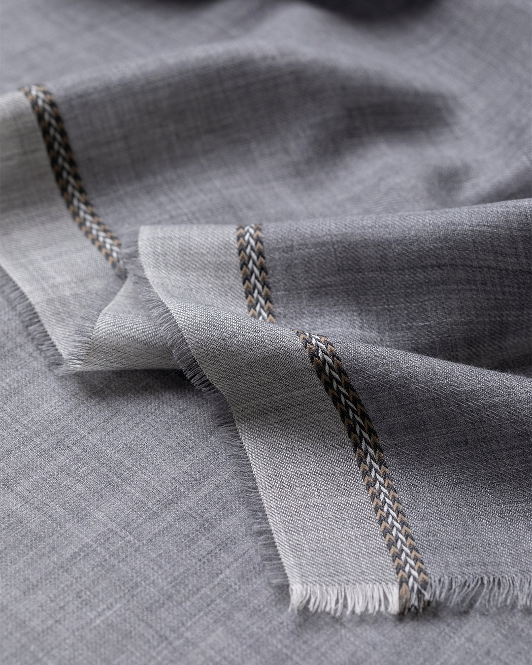 Johnstons of Elgin - Ives Grey Chevron Border Cashmere Scarf