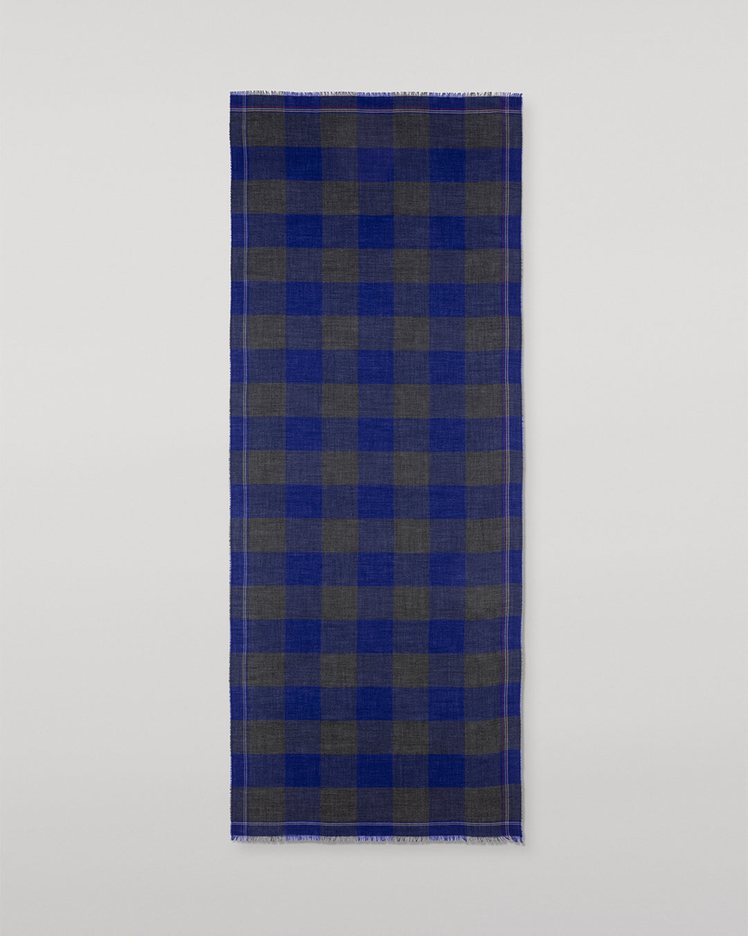 Johnstons of Elgin - Carnbee Large Gingham Navy Cashmere Scarf