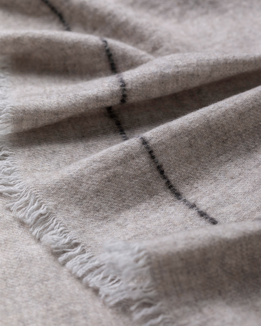 Johnstons of Elgin - Usan Natural Cashmere Scarf