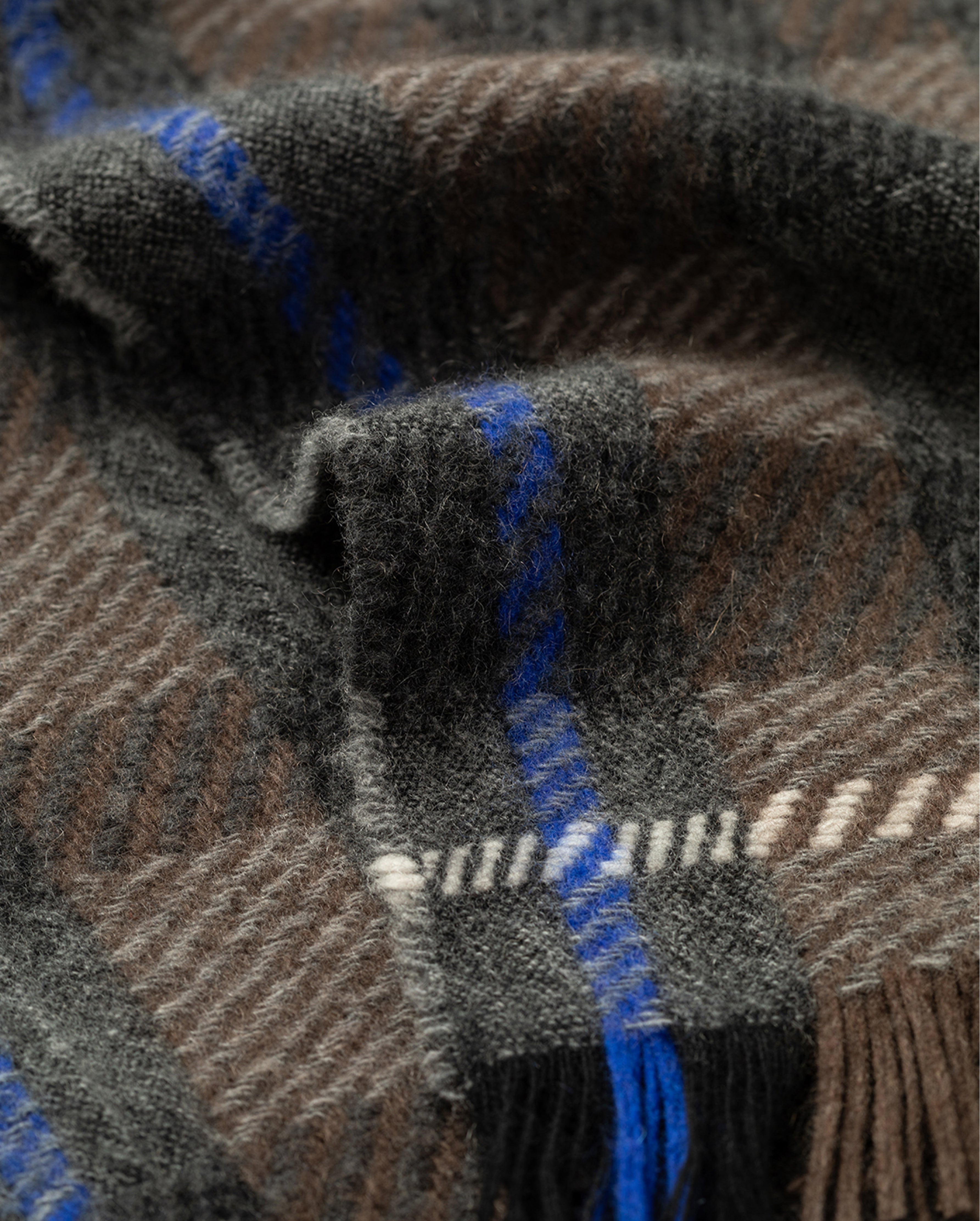 Johnstons of Elgin - Crowe Charcoal Cashmere Scarf