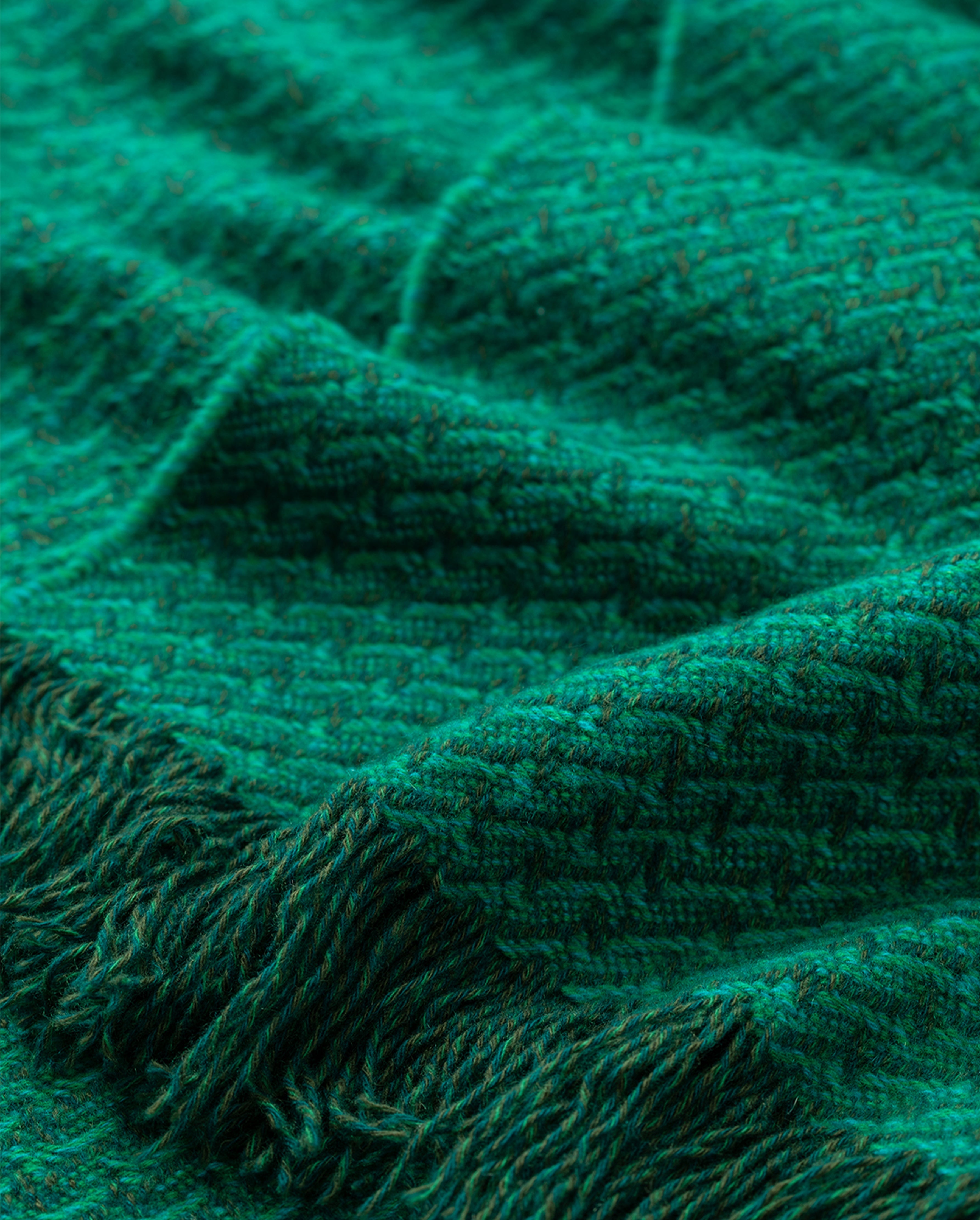 Johnstons of Elgin - Iona Green Cashmere Scarf