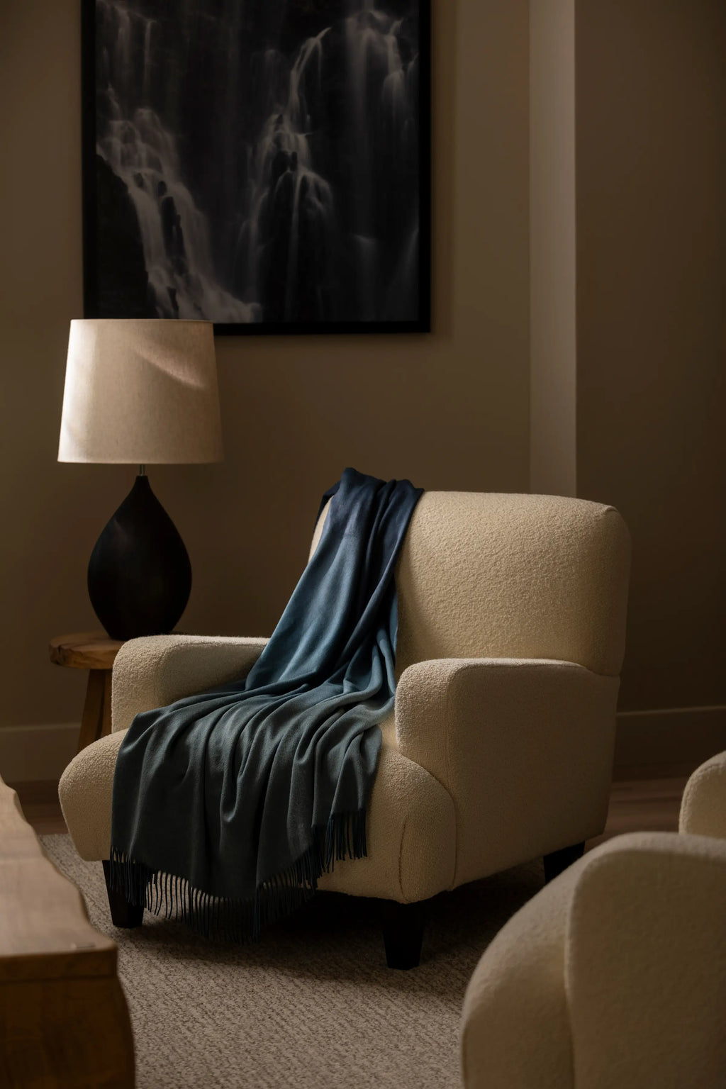 Johnstons of Elgin - Umbra Cashmere Throw in Seascape