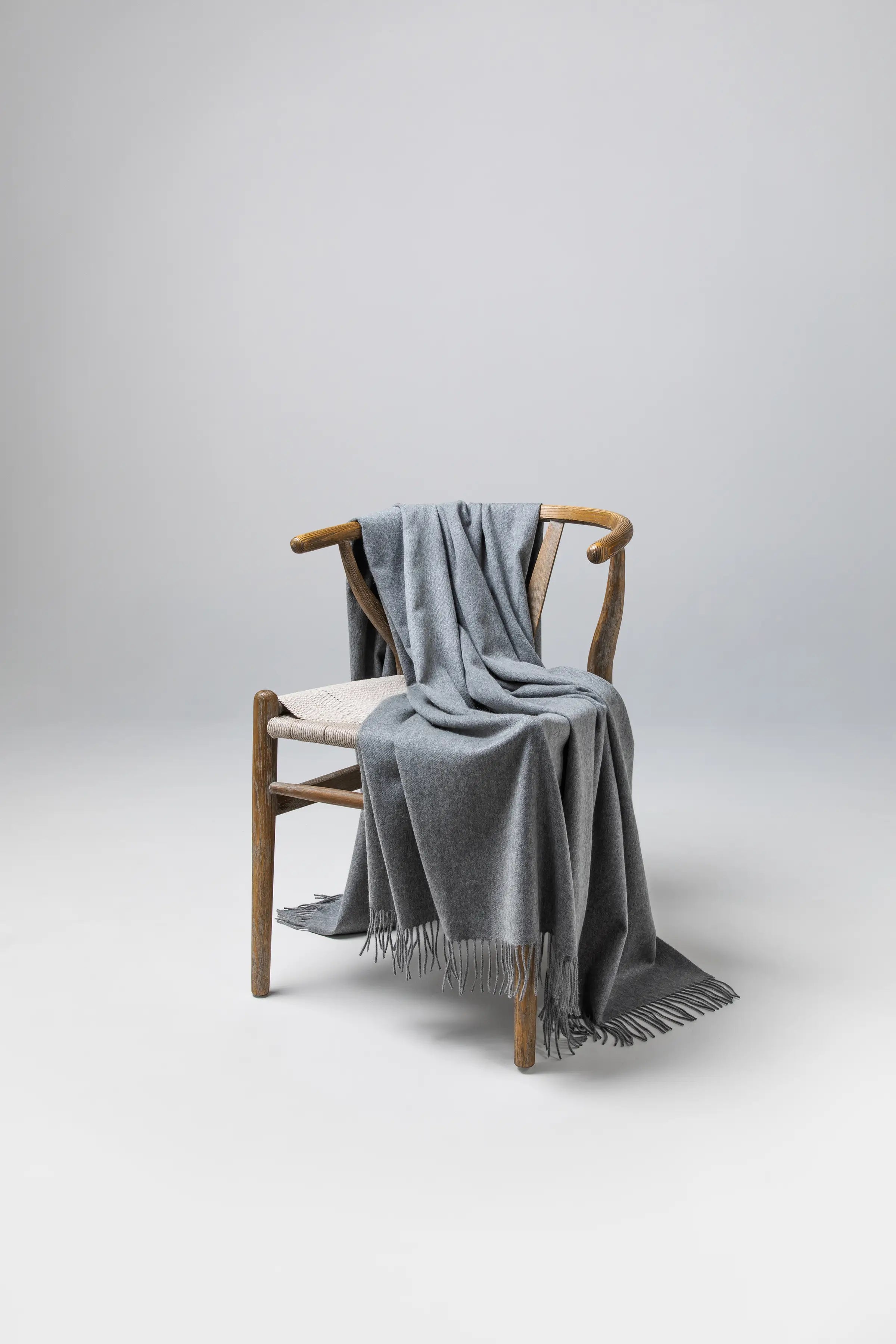 Johnstons of Elgin - Grey Cashmere Throw