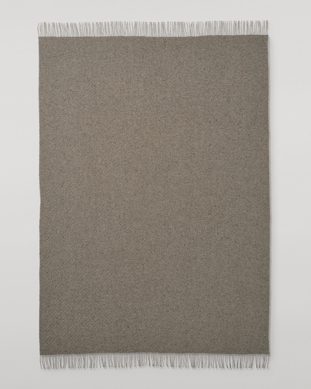 Johnstons of Elgin - Lofty Twill Cashmere Throw in Peregrine